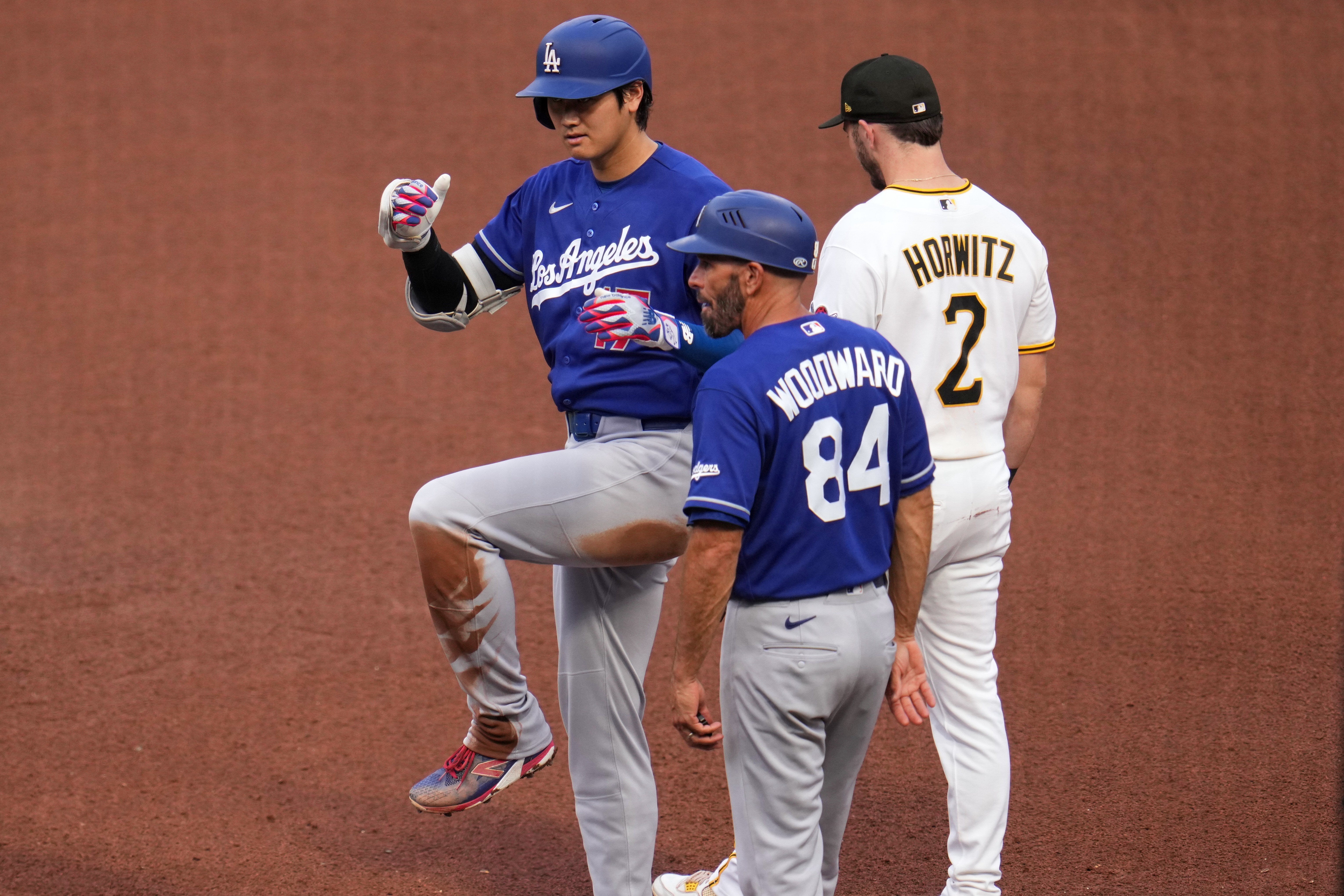 DODGERS PIRATAS