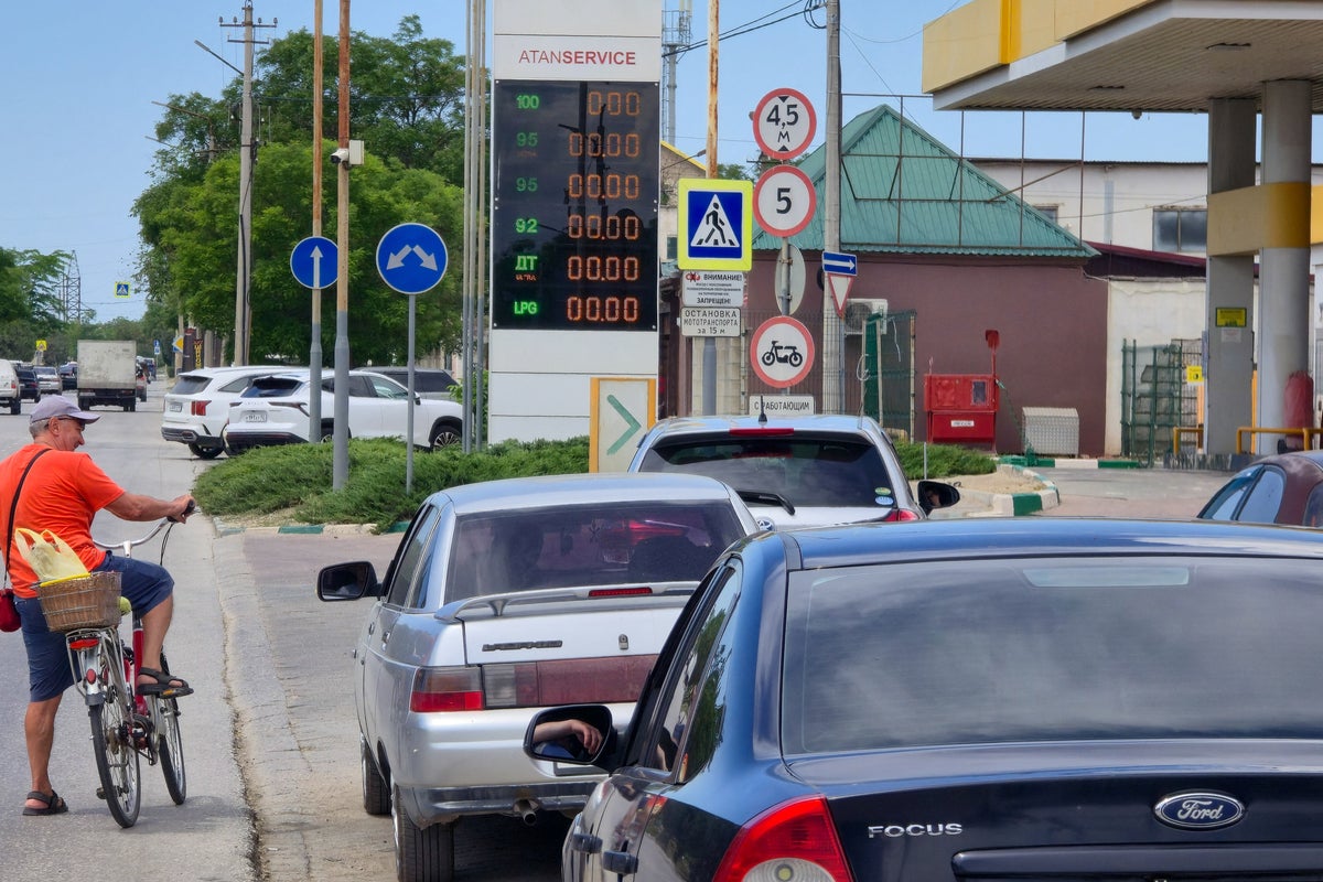 Fuel shortages hit Russian-occupied Crimea as Kyiv
