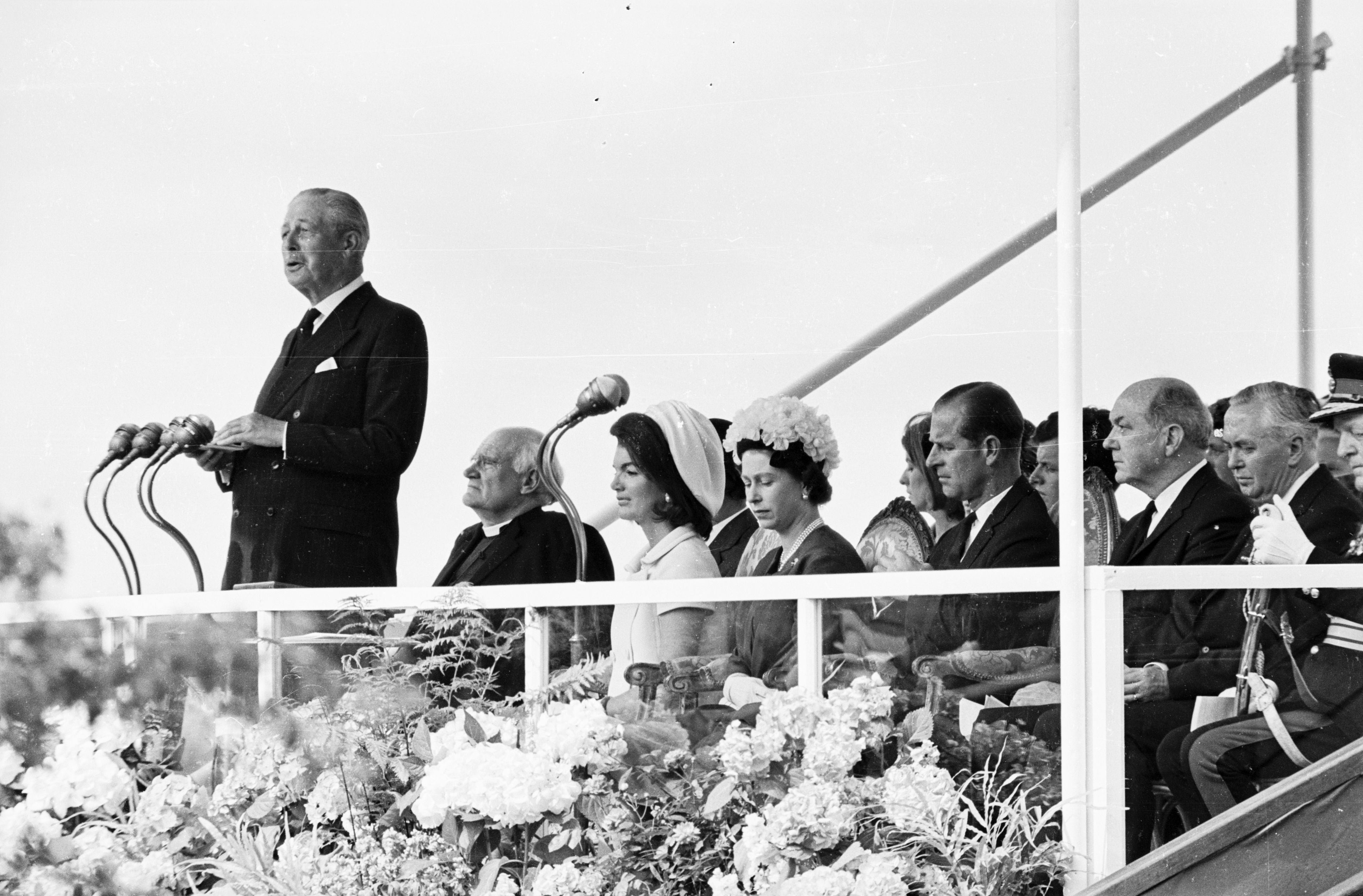 Jackie Kennedy was ‘disappointed’ after meeting with Queen Elizabeth