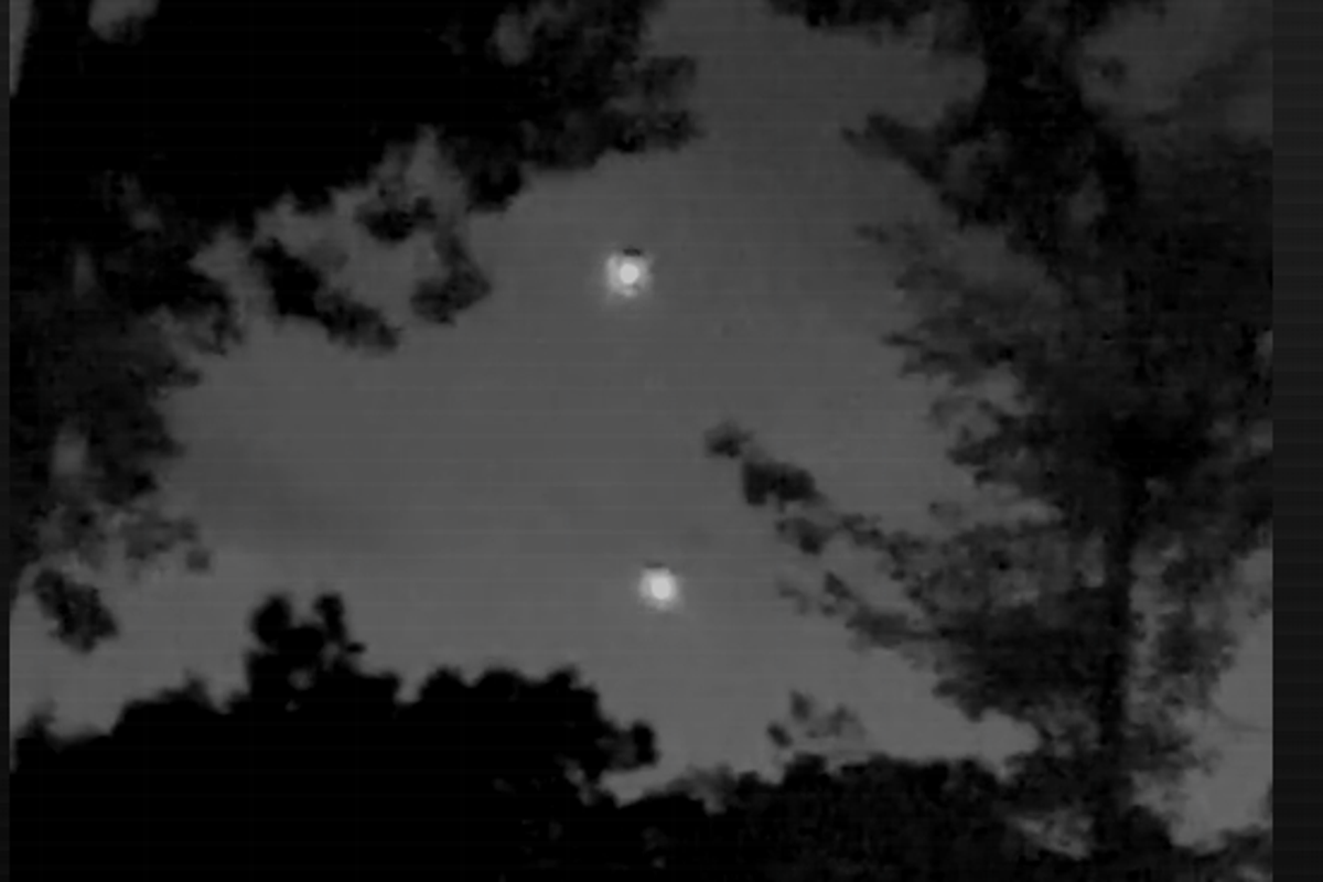 Pentagon, açıklanamayan 'küreler' hakkında yeni ayrıntılar içeren üçüncü UFO dosyalarını yayınladı