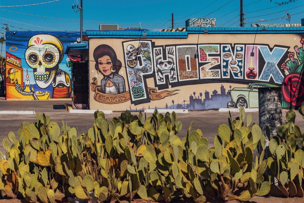 Phoenix rents are down in some neighborhoods up to 4 percent compared to a year ago, saving renters $100 or more for studio, one- and two-bedroom apartments (AFP via Getty Images)