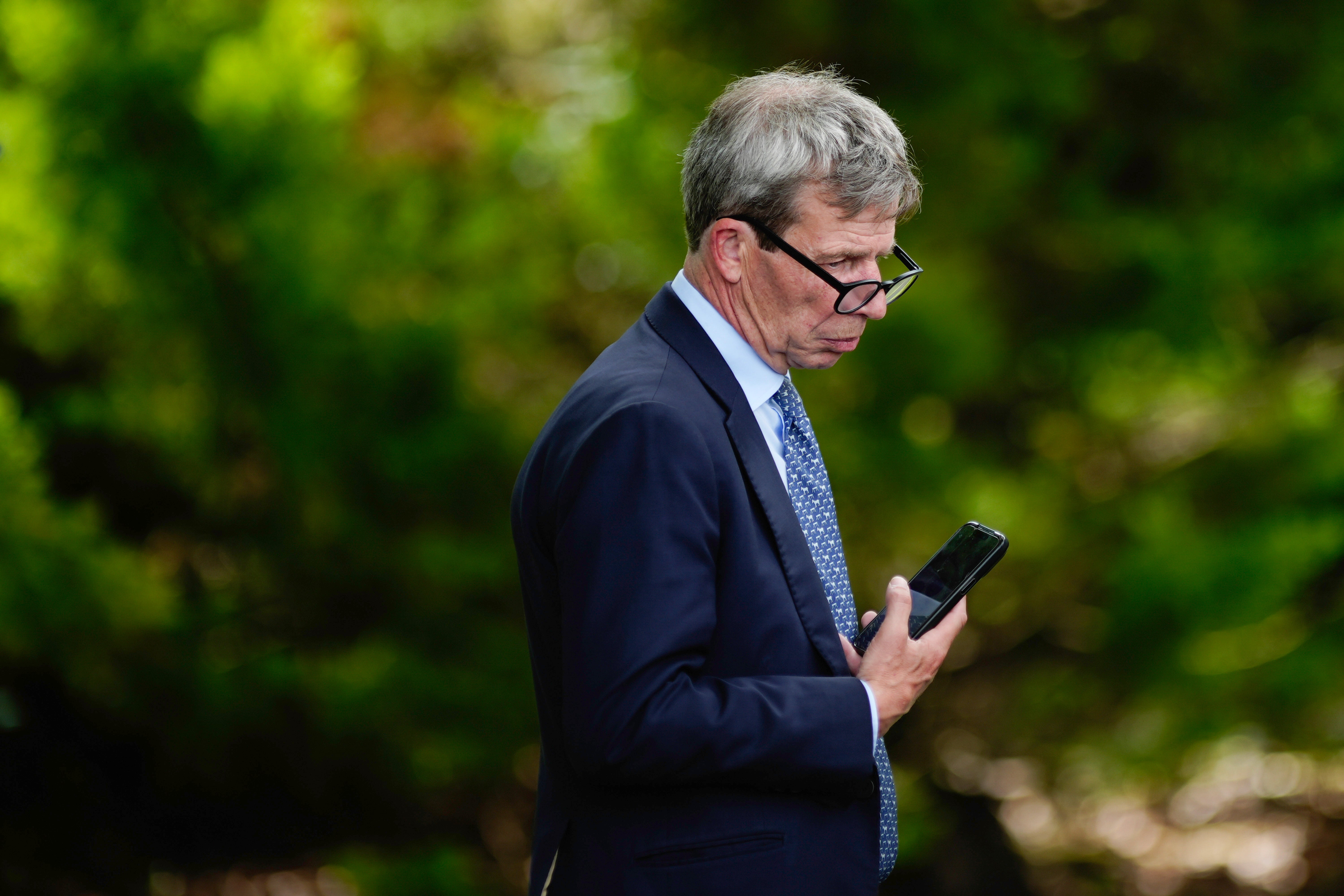 Horse trainer handed suspended ban after taking photo of woman&rsquo;s &lsquo;clothed bottom&rsquo; without her consent