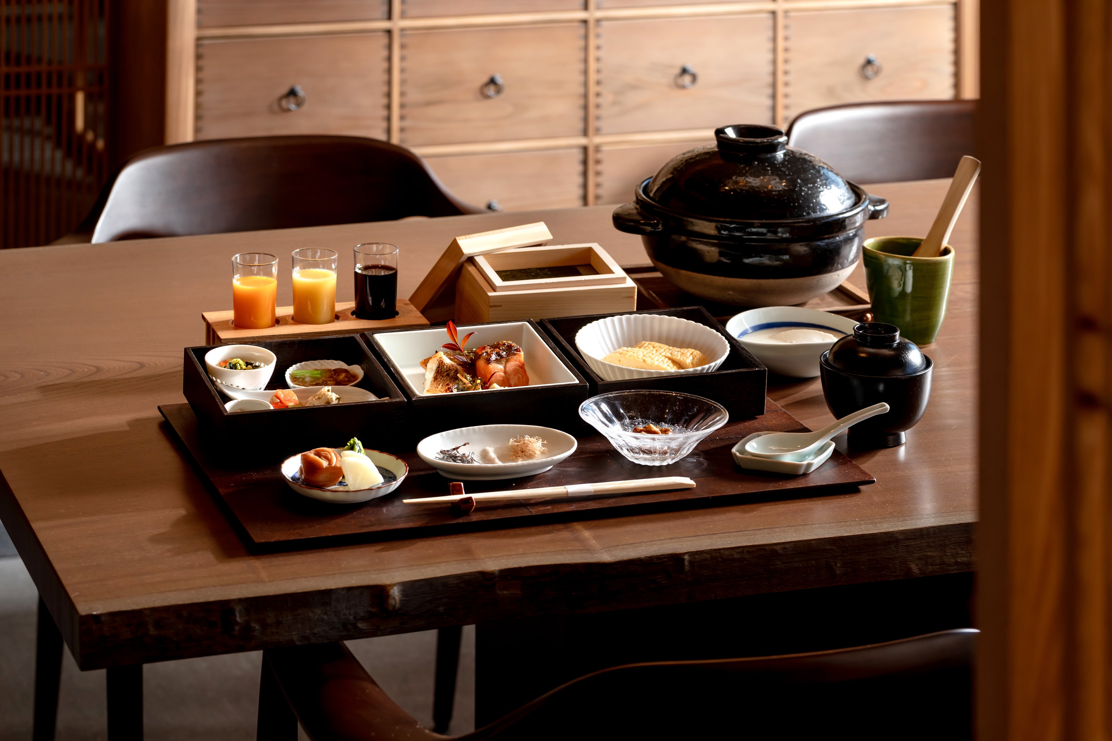 The in-room breakfast sets were exquisite (Gora Kadan Fuji)