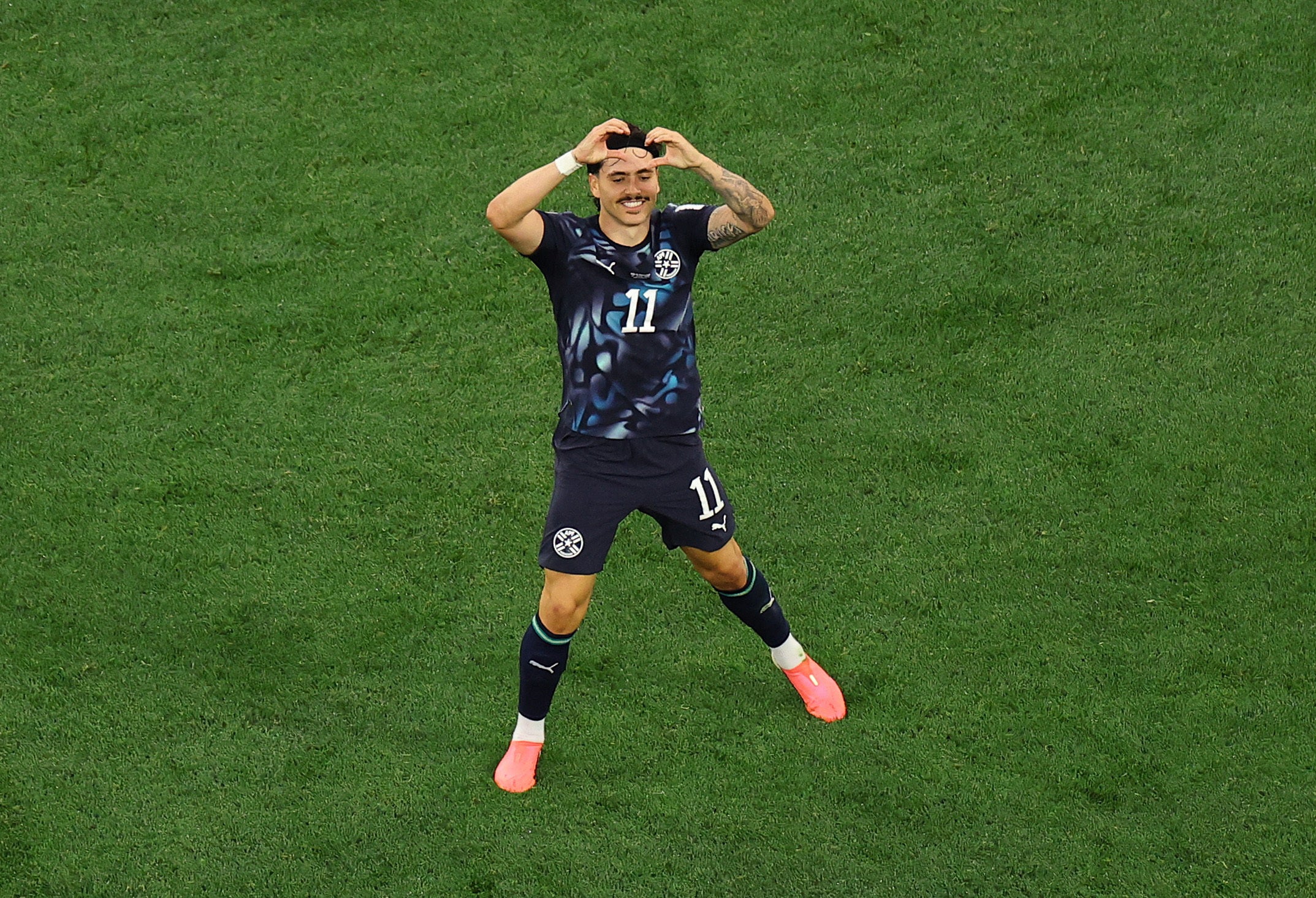  (Reuters)
