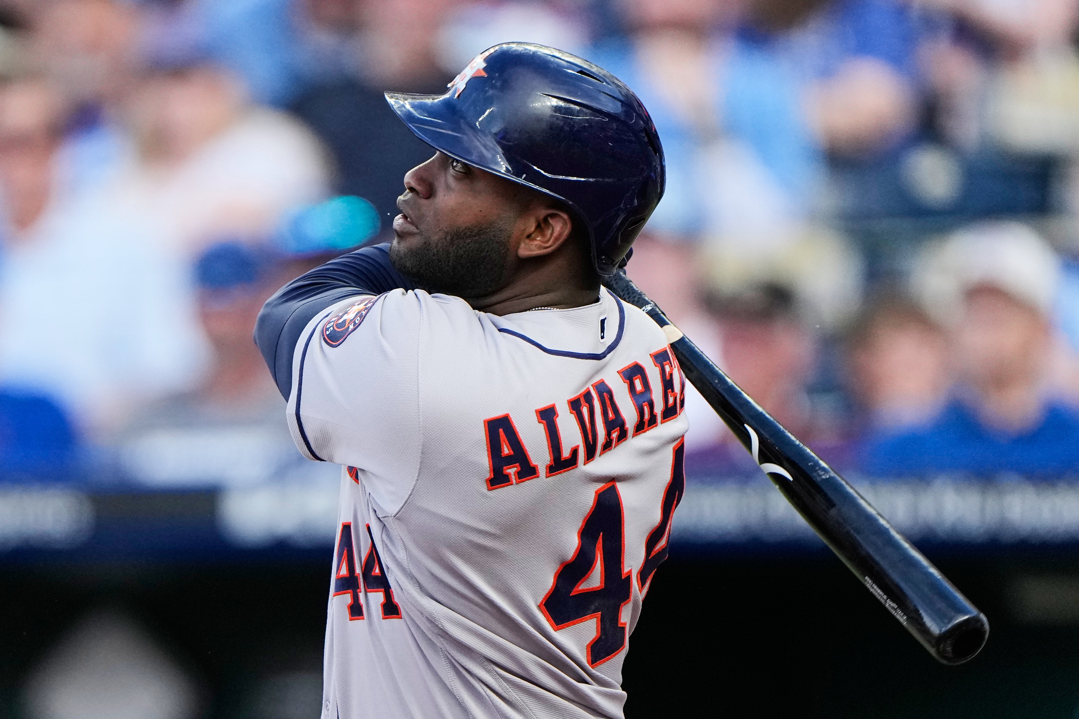 ASTROS-REALES