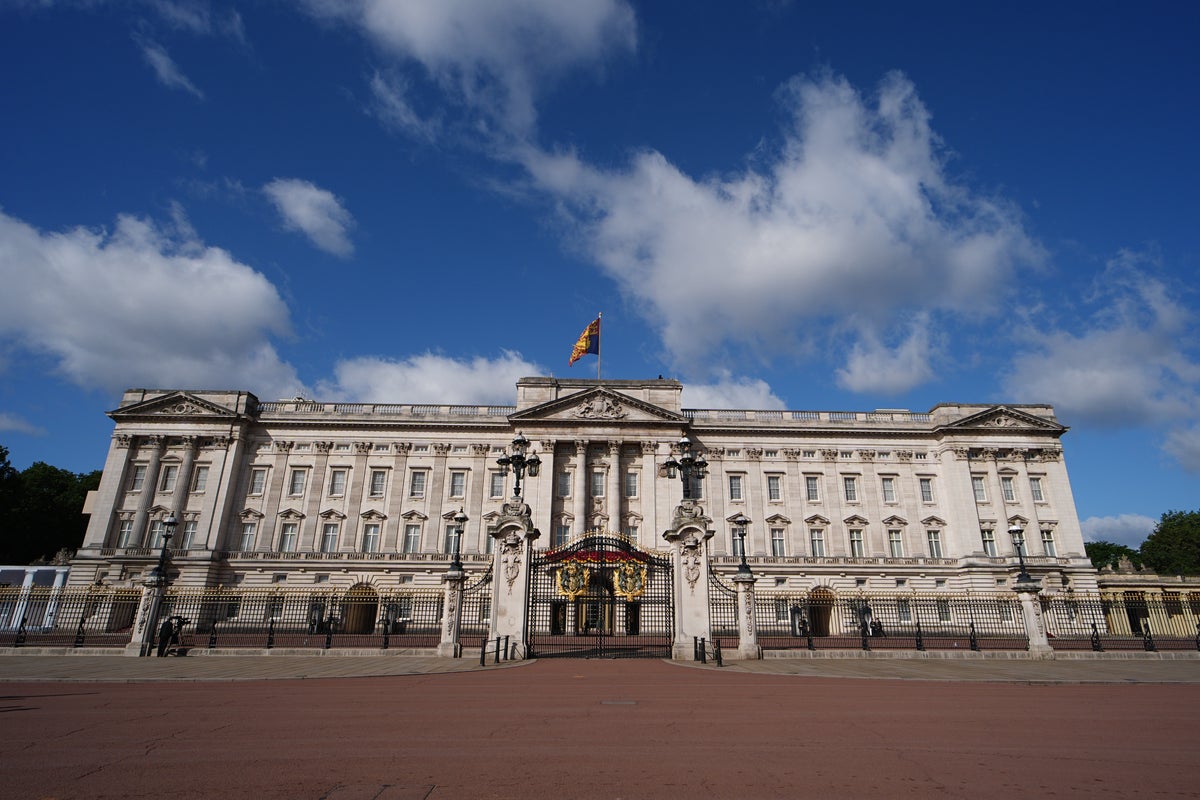 Watch live: King celebrates official birthday with Trooping the Colour parade – UK Times Watch live: King celebrates official birthday with Trooping the Colour parade – UK Times