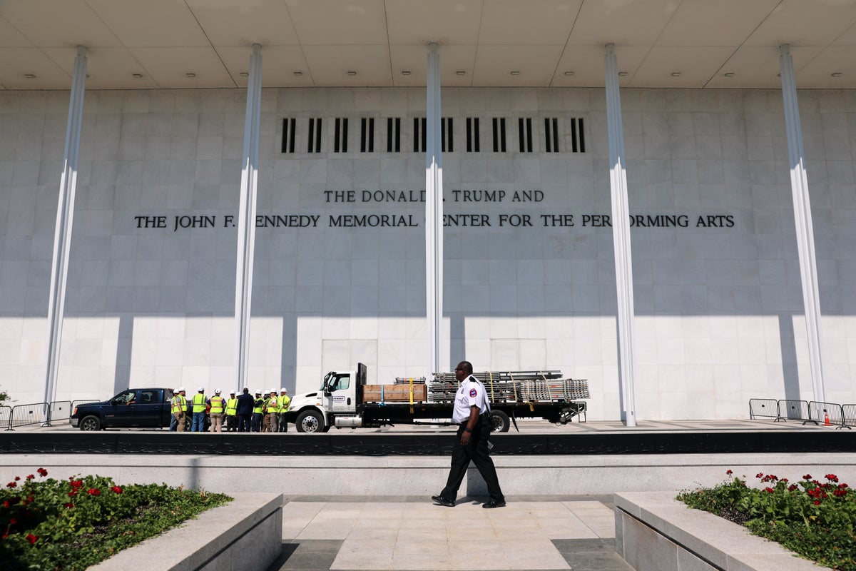 Kennedy Centre loses last-ditch attempt to keep Trump’s name on building