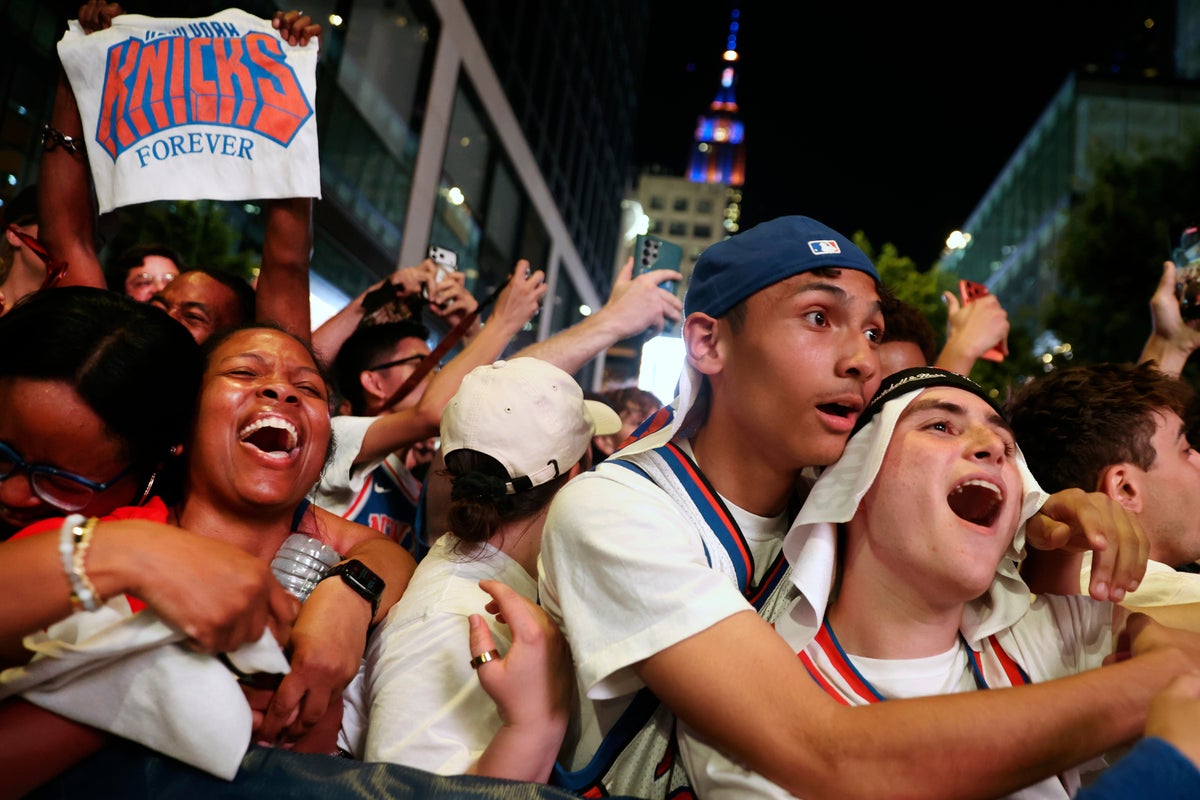 After 53 years, the New York Knicks are NBA champions. And the wait sure seemed worth it – UK Times After 53 years, the New York Knicks are NBA champions. And the wait sure seemed worth it – UK Times