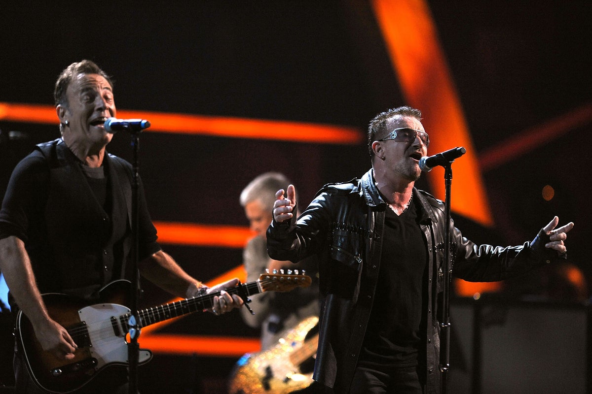 Bruce Springsteen apologises to Bono for refusing song for charity ad Bruce Springsteen apologises to Bono for refusing song for charity ad