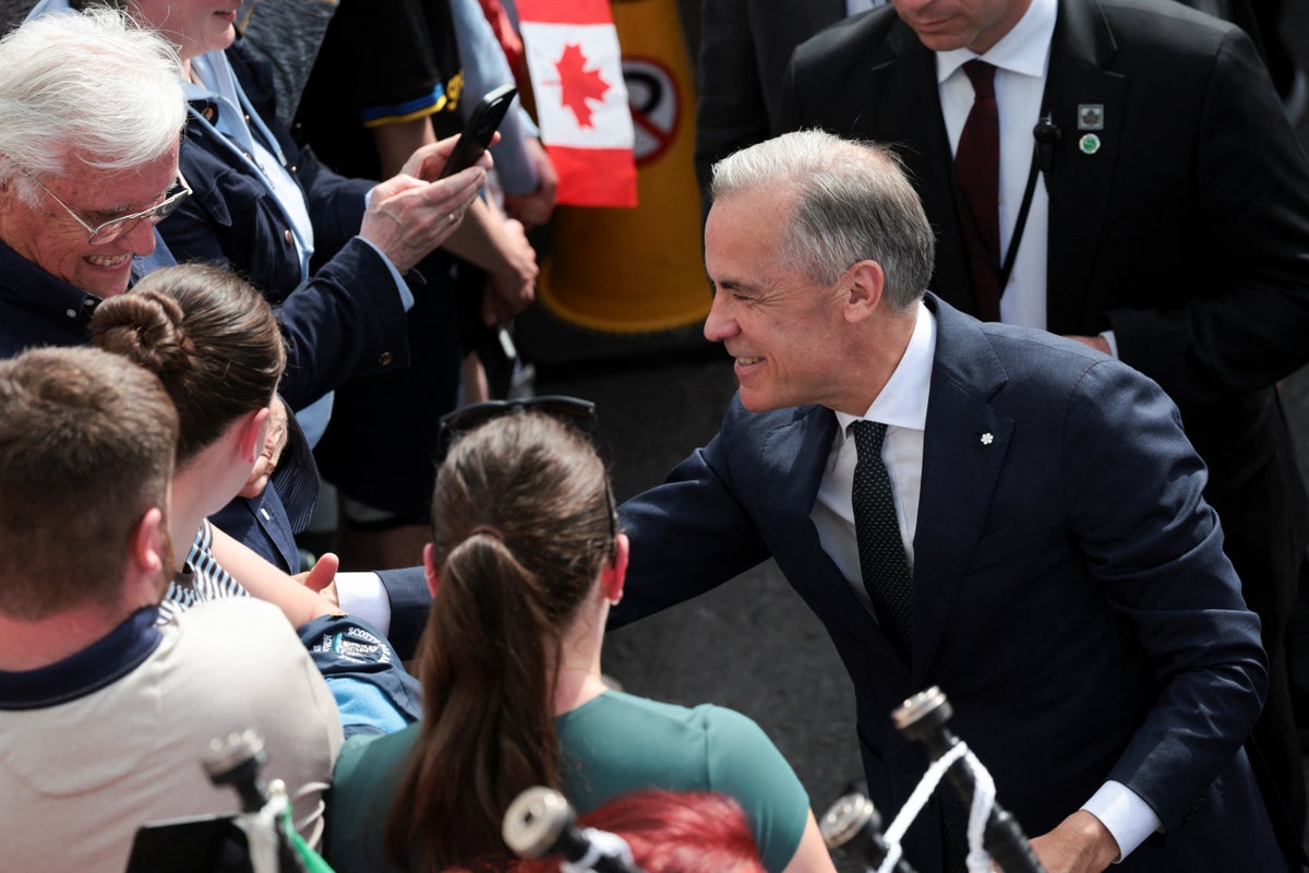 Kanada Başbakanı Mark Carney, G7 toplantısı öncesinde 'küresel kopuş' konusunda uyarıda bulunarak İrlanda kökenlerini kutluyor