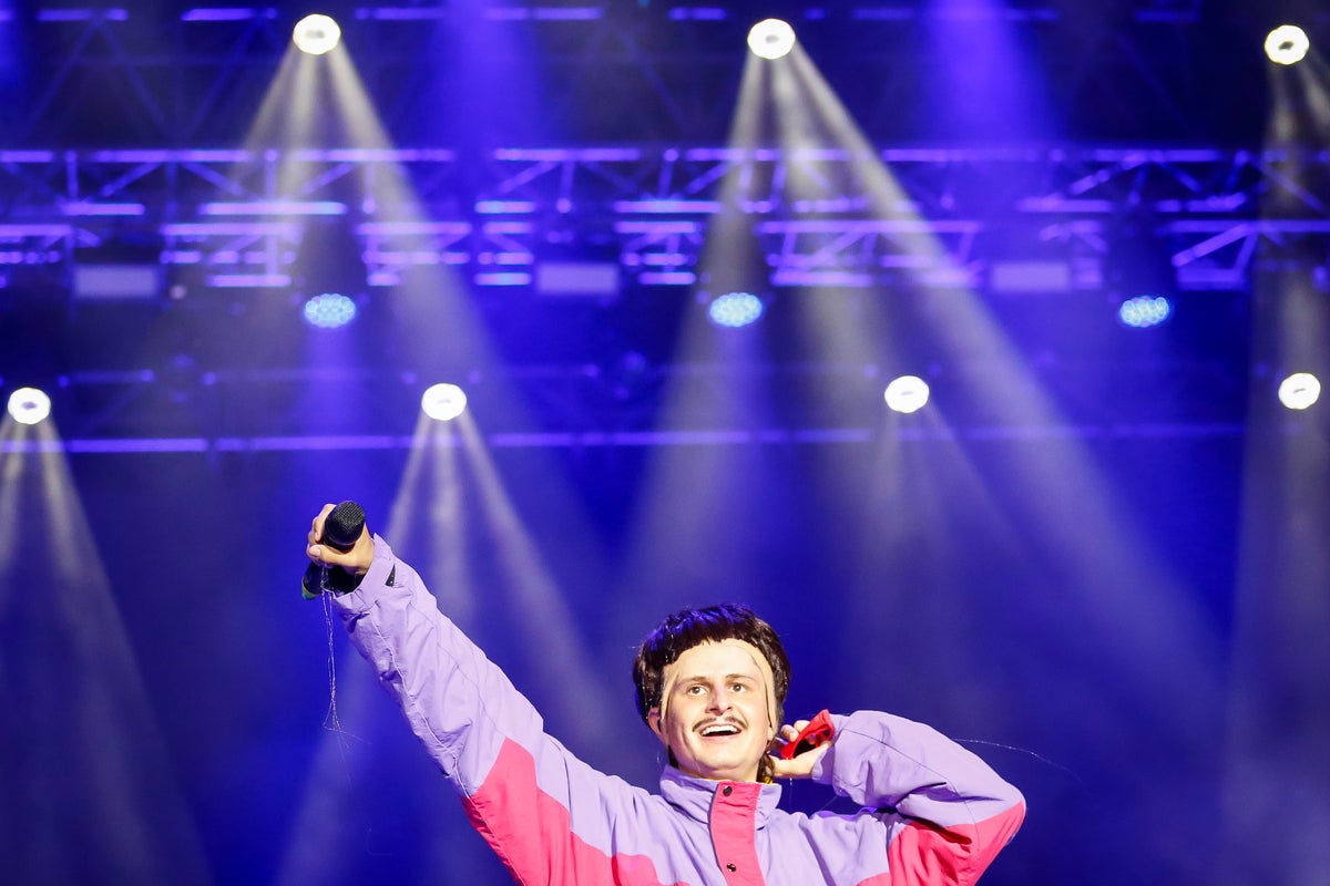 KSI pays tribute to singer Oliver Tree after fatal helicopter crash in Brazil