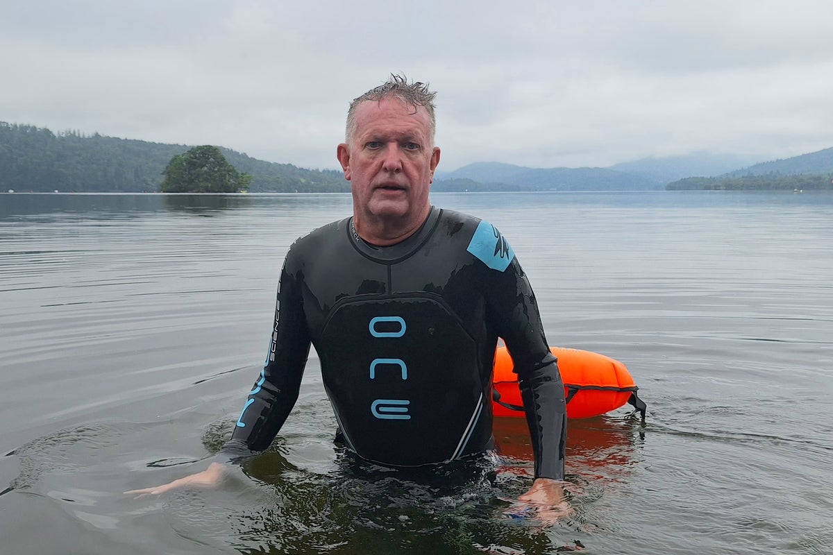 Lake Windermere: ‘Glittering water’ or ‘sewage-clogged beauty-spot’? Lake Windermere: ‘Glittering water’ or ‘sewage-clogged beauty-spot’?