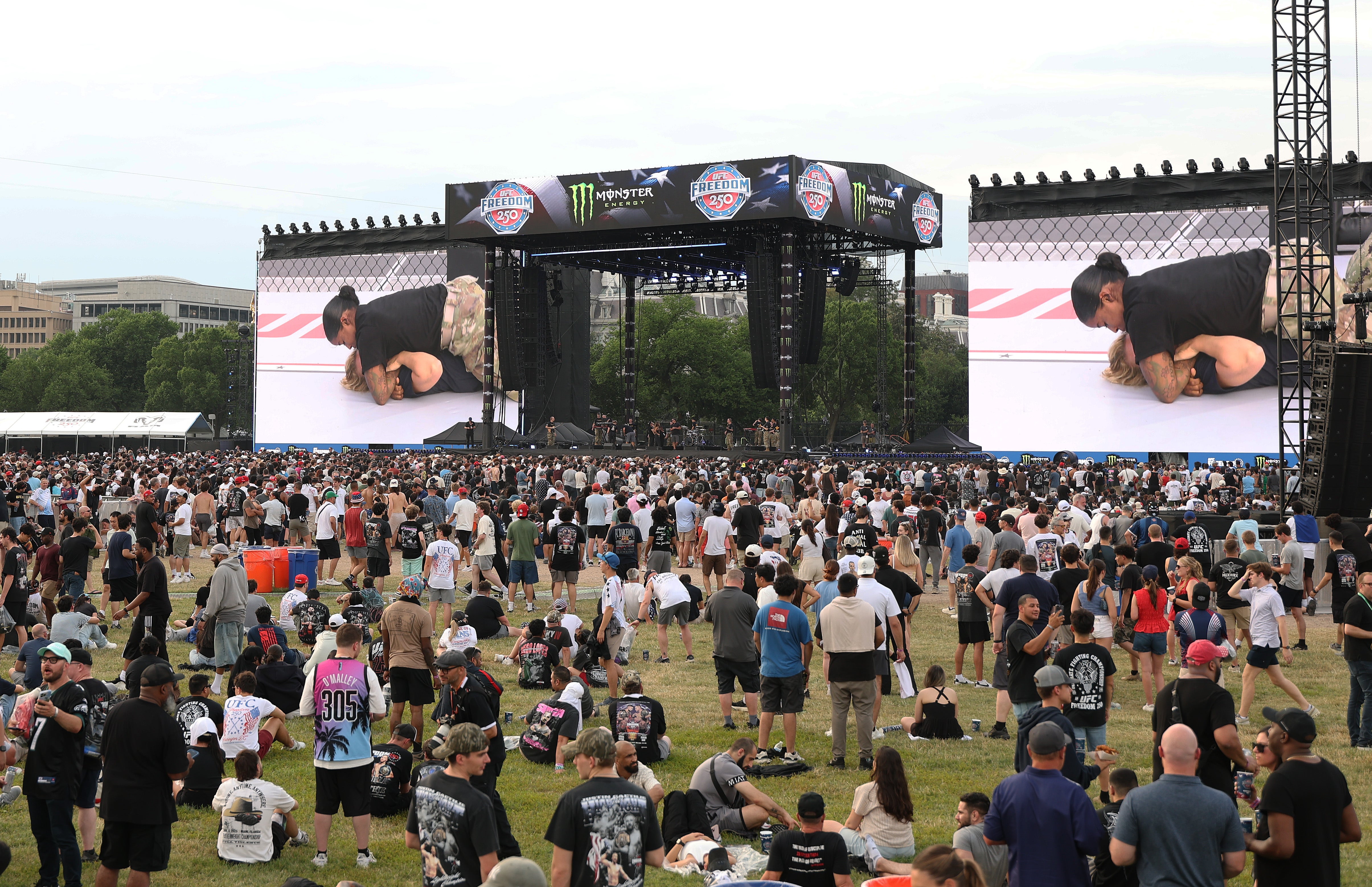 Tonight's UFC event at the White House could face complications from severe thunderstorms expected in the region this evening (Getty Images)