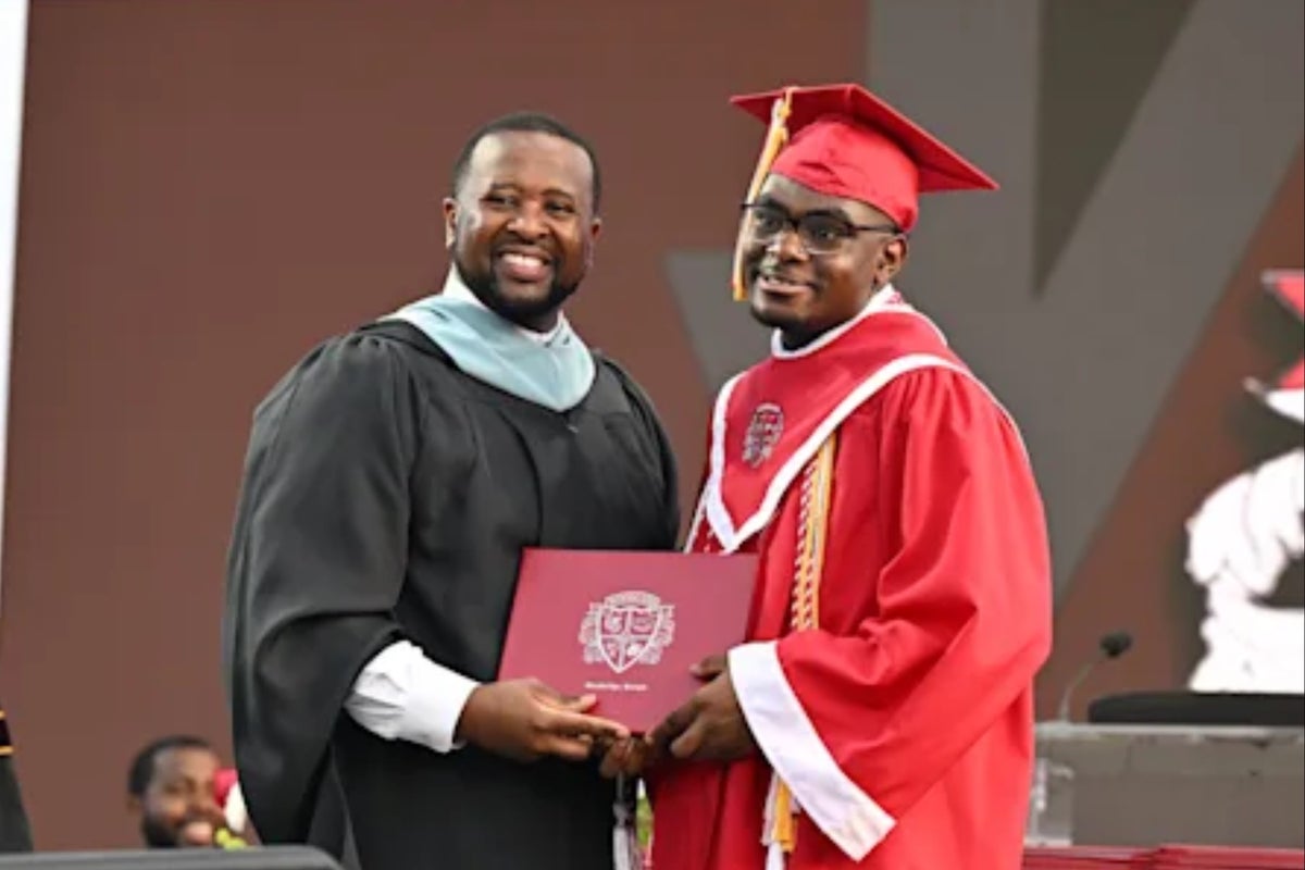 High school graduate in Georgia offered more than million in scholarships – UK Times High school graduate in Georgia offered more than million in scholarships – UK Times