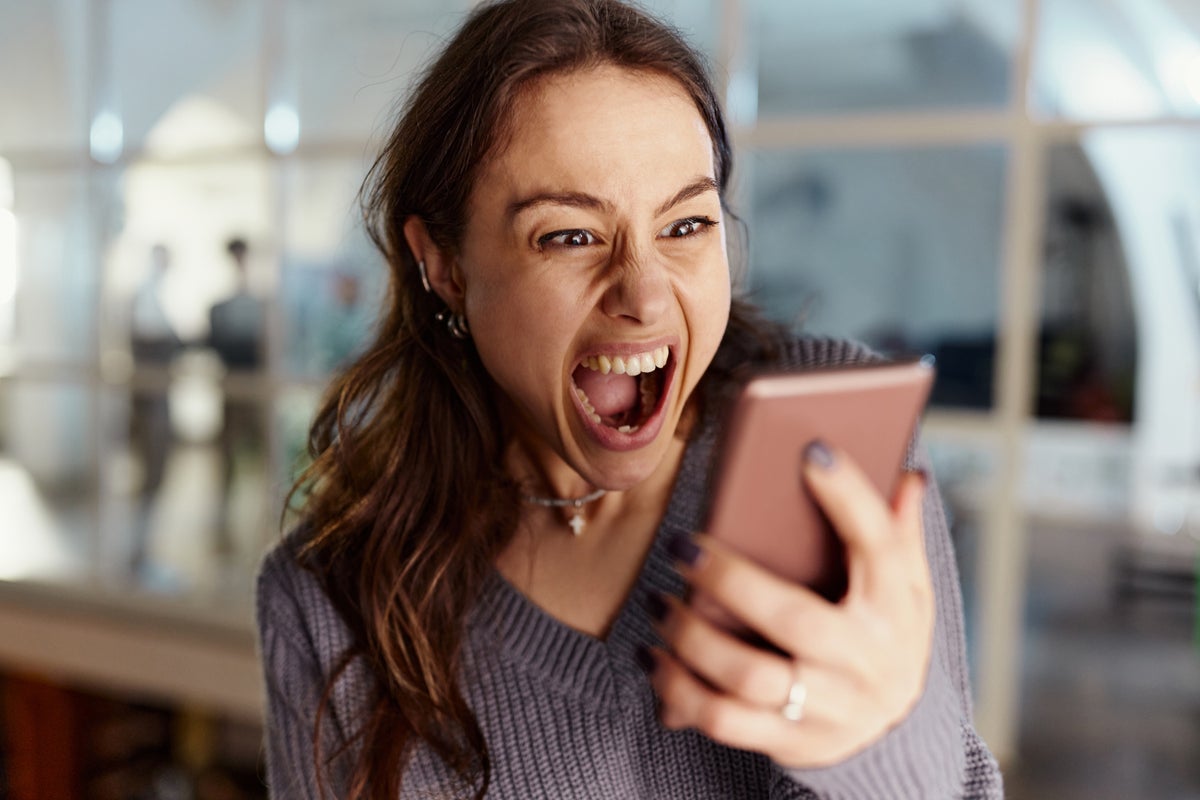 Odeio falar com o suporte ao cliente de IA? 70% dos americanos dizem que a ajuda de uma pessoa real deveria ser um direito legal Odeio falar com o suporte ao cliente de IA? 70% dos americanos dizem que a ajuda de uma pessoa real deveria ser um direito legal