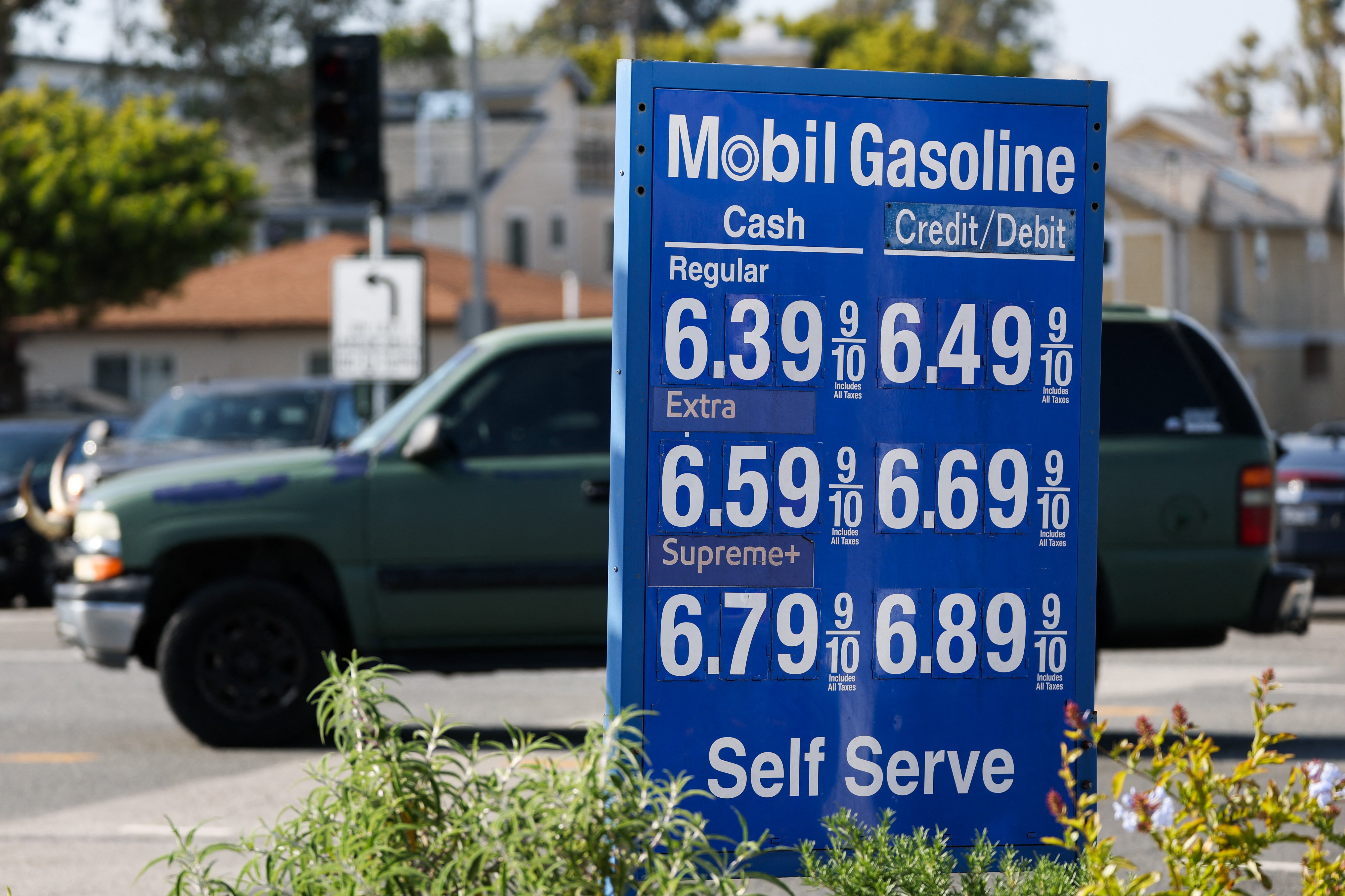 The president’s overall approval rating has been cratering for months as the Iran war sent gas prices way up