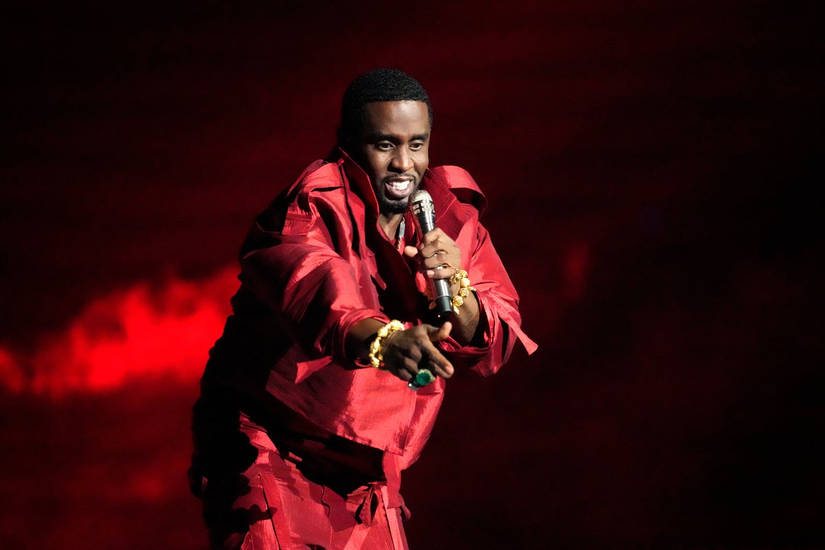 Judge tosses out Dawn Richards lawsuit against Sean Diddy Combs Judge tosses out Dawn Richards lawsuit against Sean Diddy Combs