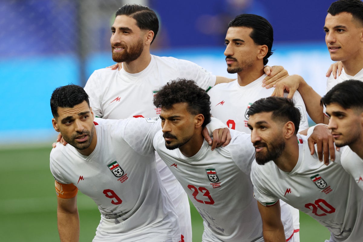 مدرب إيران يفتح النار على المنظمين الأمريكيين: قيود السفر تهدد مسيرتنا المونديالية قبل مواجهة بلجيكا