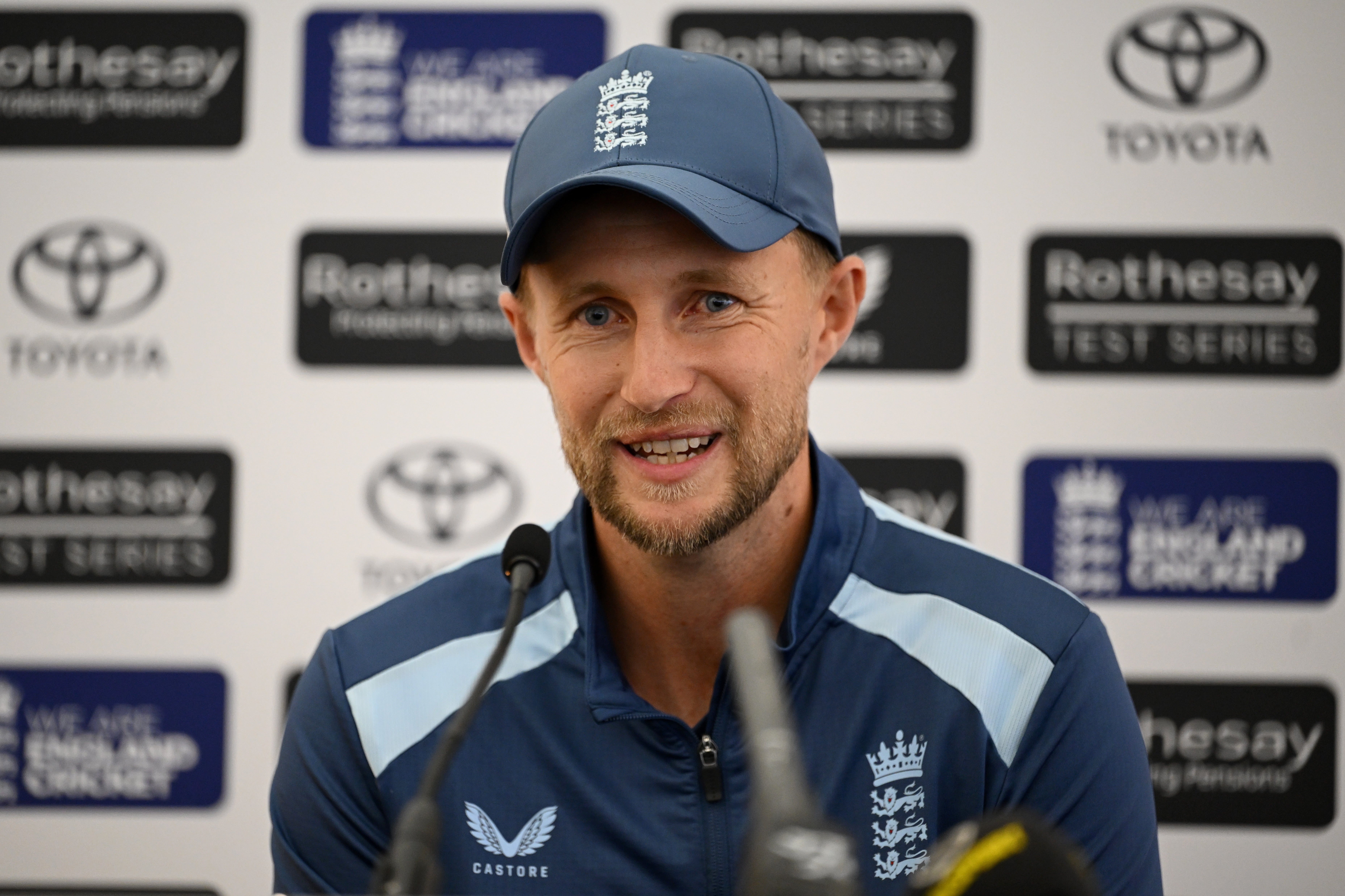 English cricket sent out an SOS to the ever-dependable Joe Root (Getty)