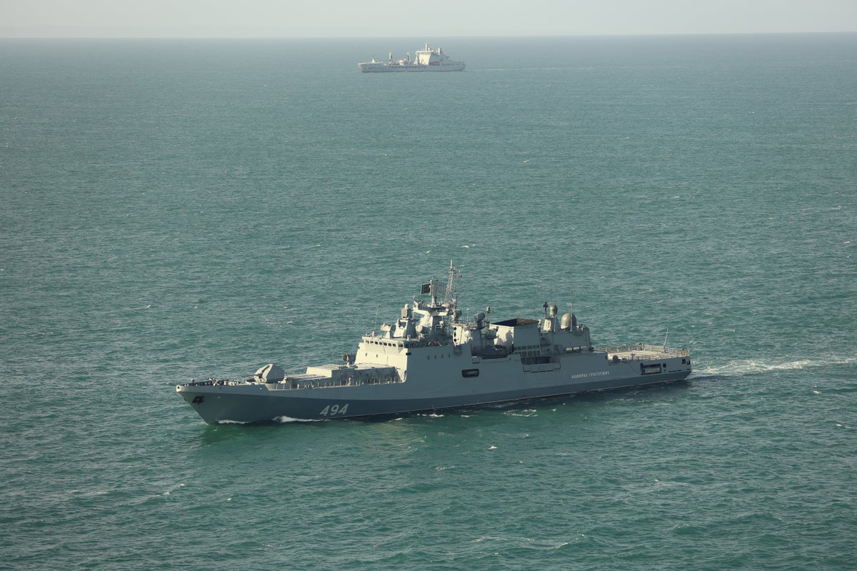 Russian warship fires warning shot at yacht that came near it in English Channel – UK Times Russian warship fires warning shot at yacht that came near it in English Channel – UK Times