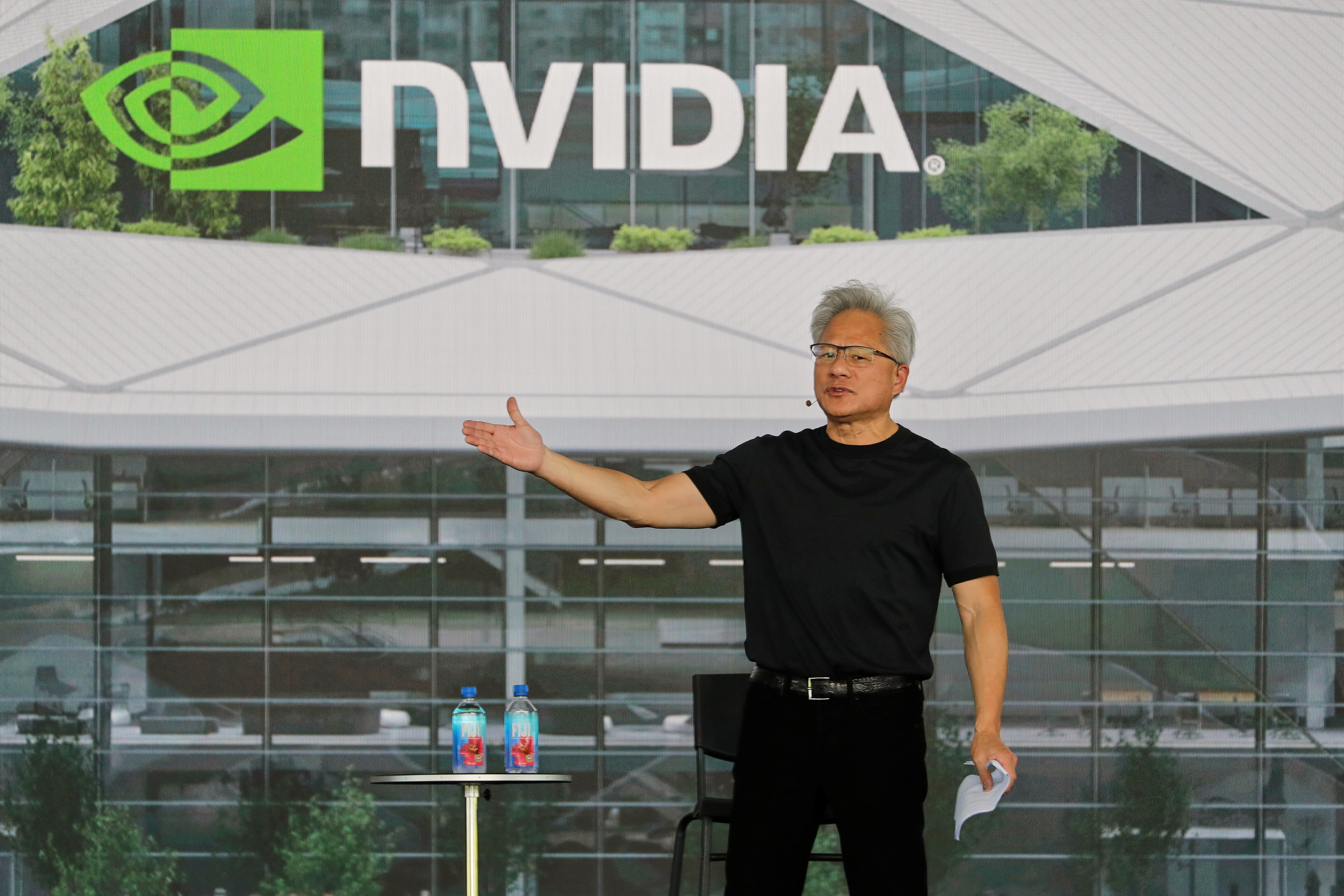INTELIGENCIA ARTIFICIAL NVIDIA