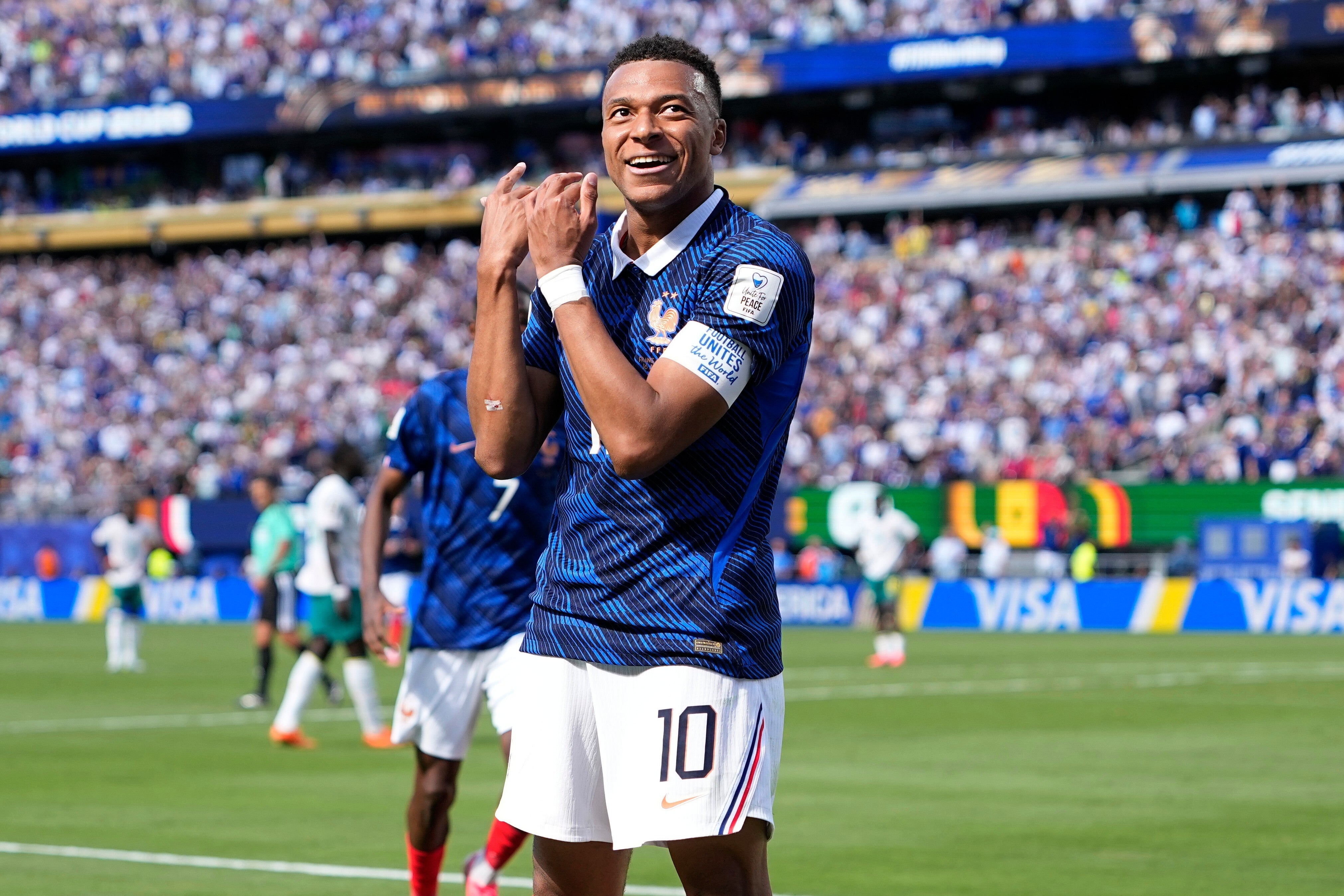 SENEGAL-FRANCIA-MBAPPE