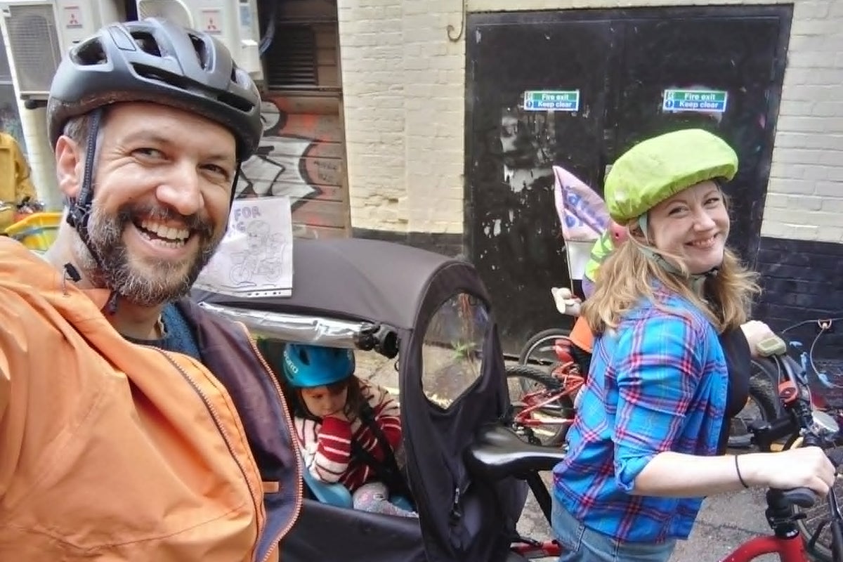 ‘We gave up our old banger for an e-bike – now we’re saving £3k a year’ – UK Times ‘We gave up our old banger for an e-bike – now we’re saving £3k a year’ – UK Times