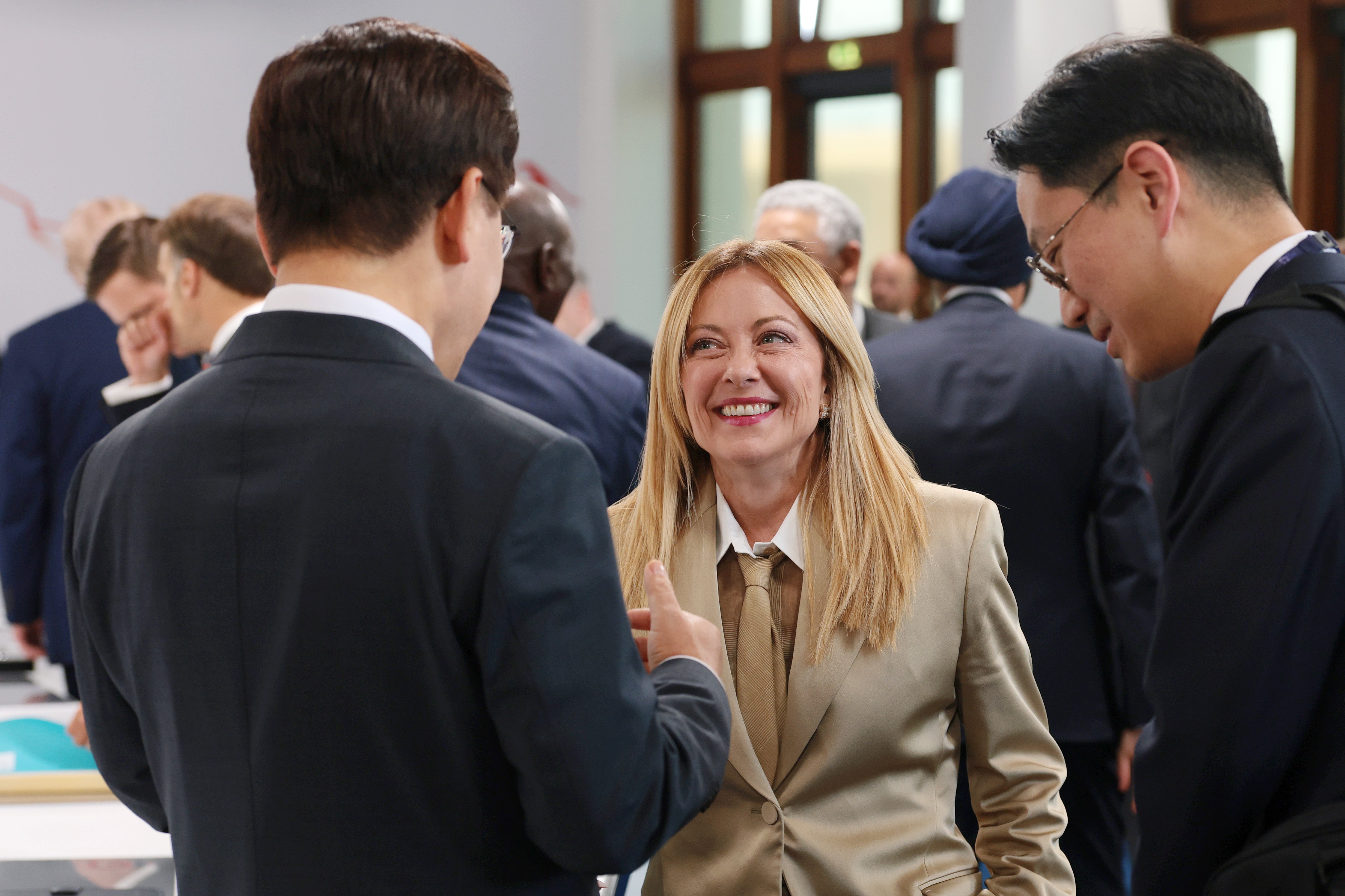 Meloni won praise from her fellow world leaders for giving up the habit
