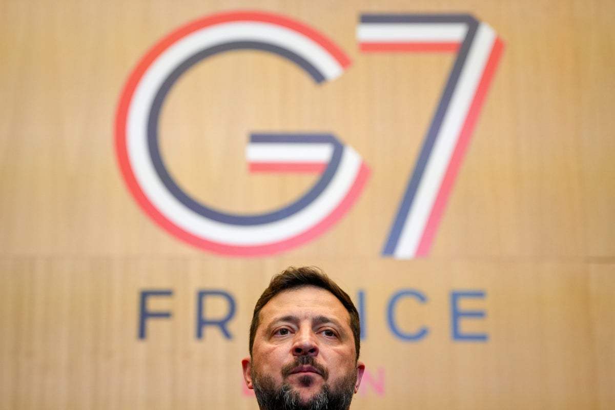 Zelenskyy, G7 liderlerinin Ukrayna'ya Rusya'ya karşı daha hayati yardım sözü verdiklerini söyledi