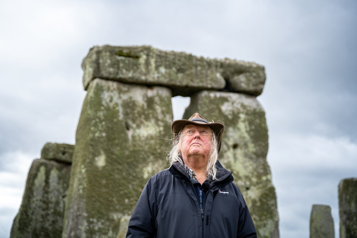 Remarkable Stonehenge discovery rewrites history of prehistoric religion in Britain Remarkable Stonehenge discovery rewrites history of prehistoric religion in Britain