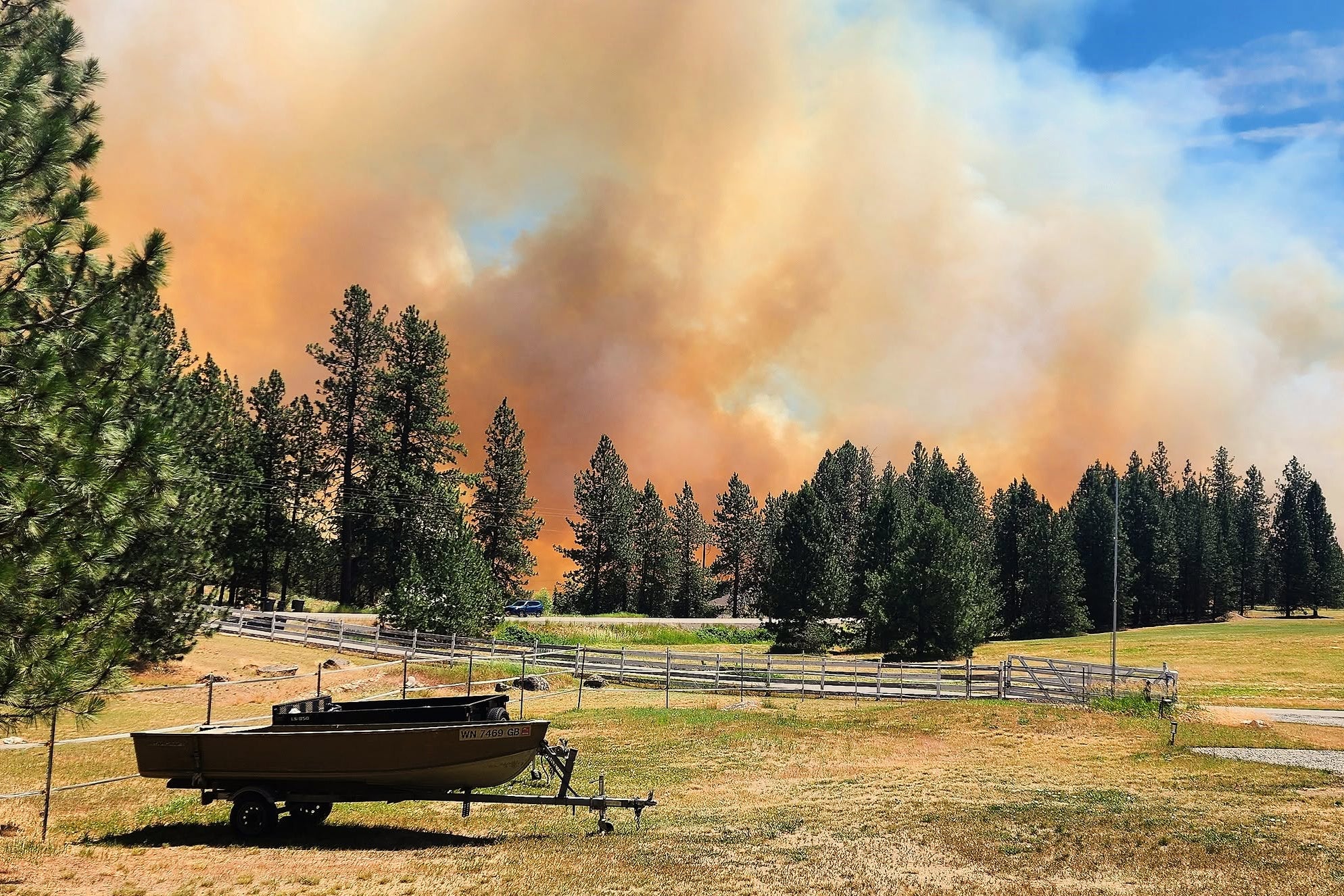 AMN-CLI EEUU-INCENDIO-OESTE