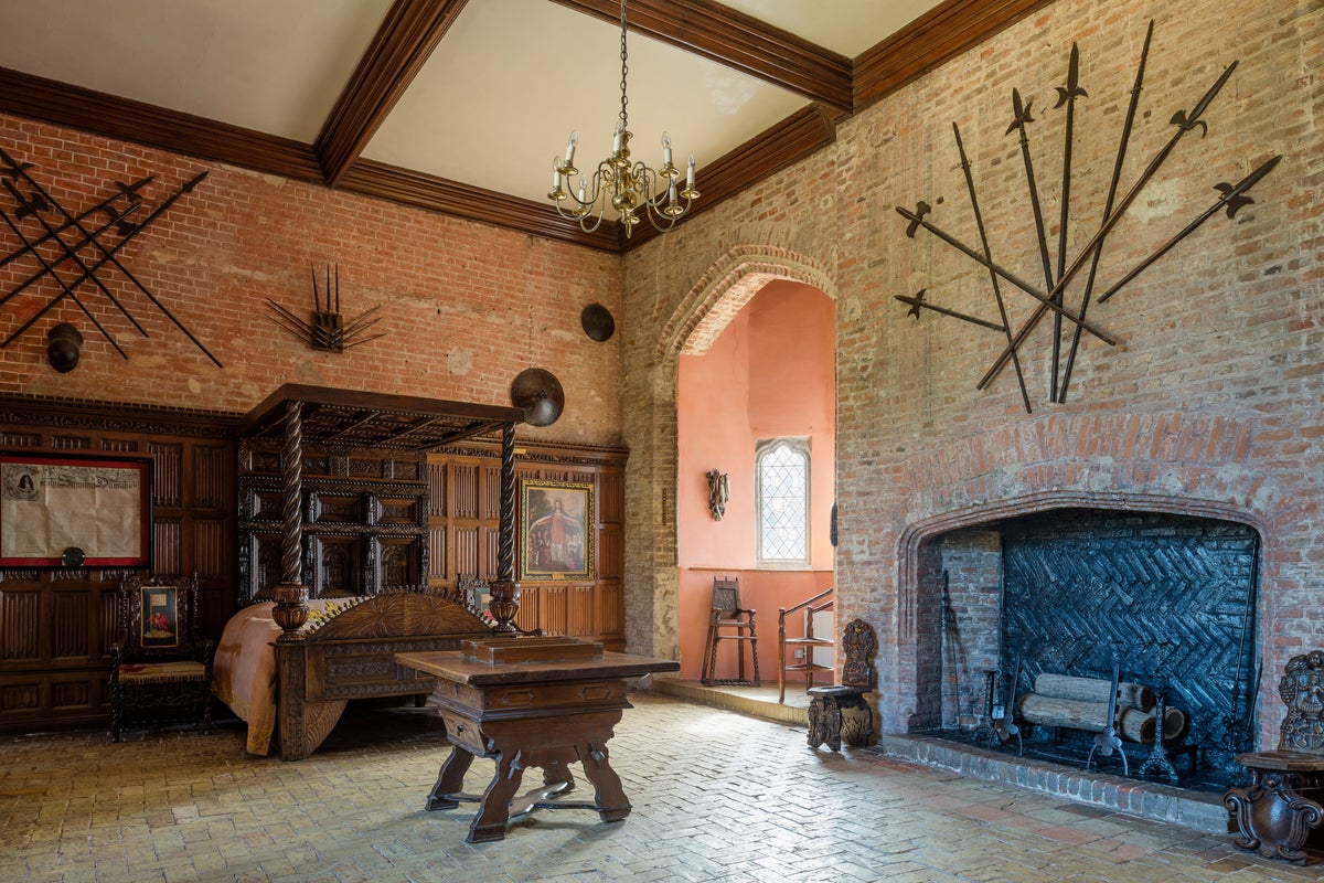 Missing Tudor tapestry sold a century ago returns to historic home after chance discovery