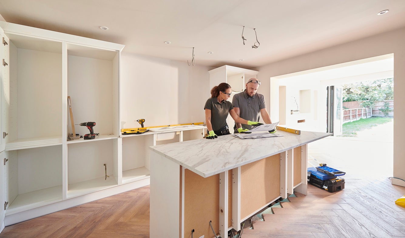 A popular kitchen countertop material is causing a deadly lung disease in workers