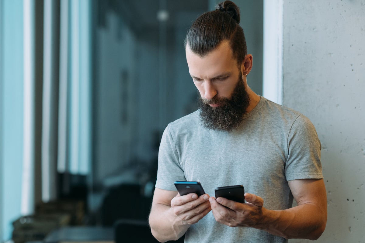 Millennials and Gen Z have a new digital detox – using two phones – UK Times Millennials and Gen Z have a new digital detox – using two phones – UK Times