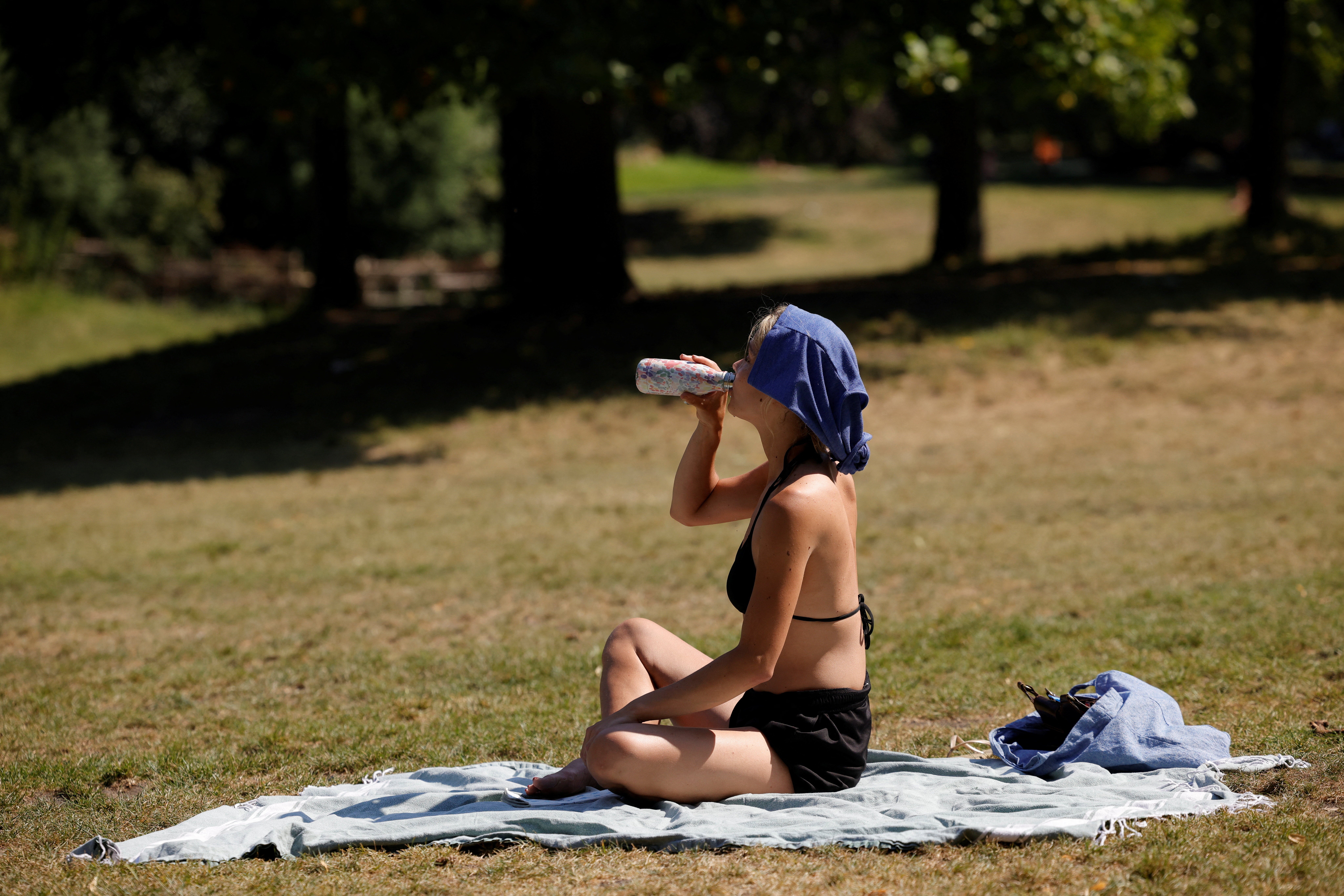 Amber heat warnings issued for England as new heatwaves looms: what to expect?