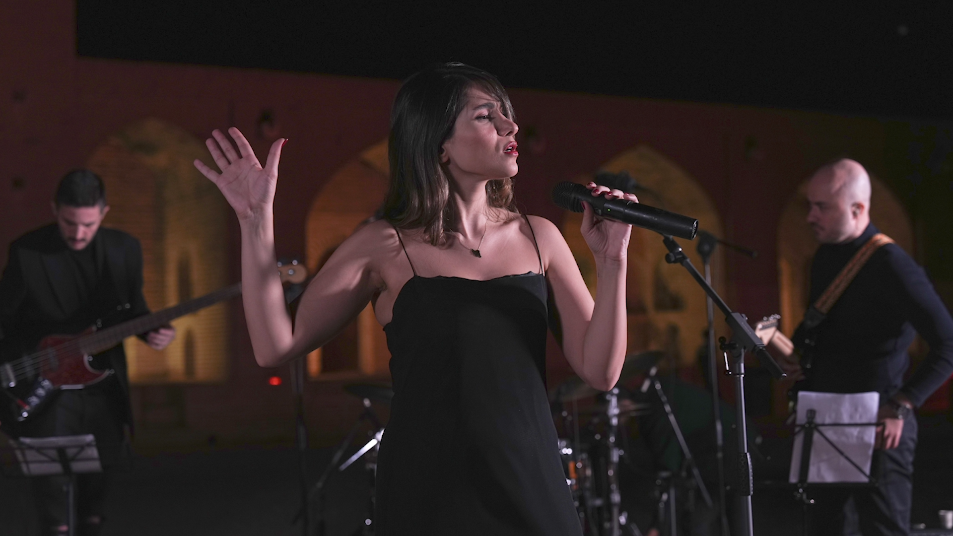 Iranian signer sentenced to 74 lashes for singing without hijab, says human rights group