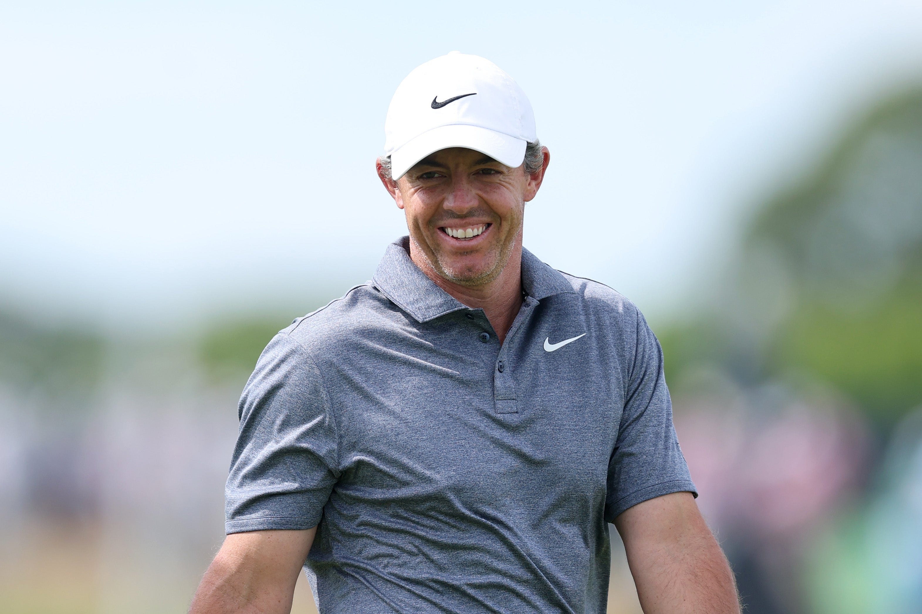 Rory McIlroy bushes off US Open delay to hunt down Wyndham Clark in second round – UK Times