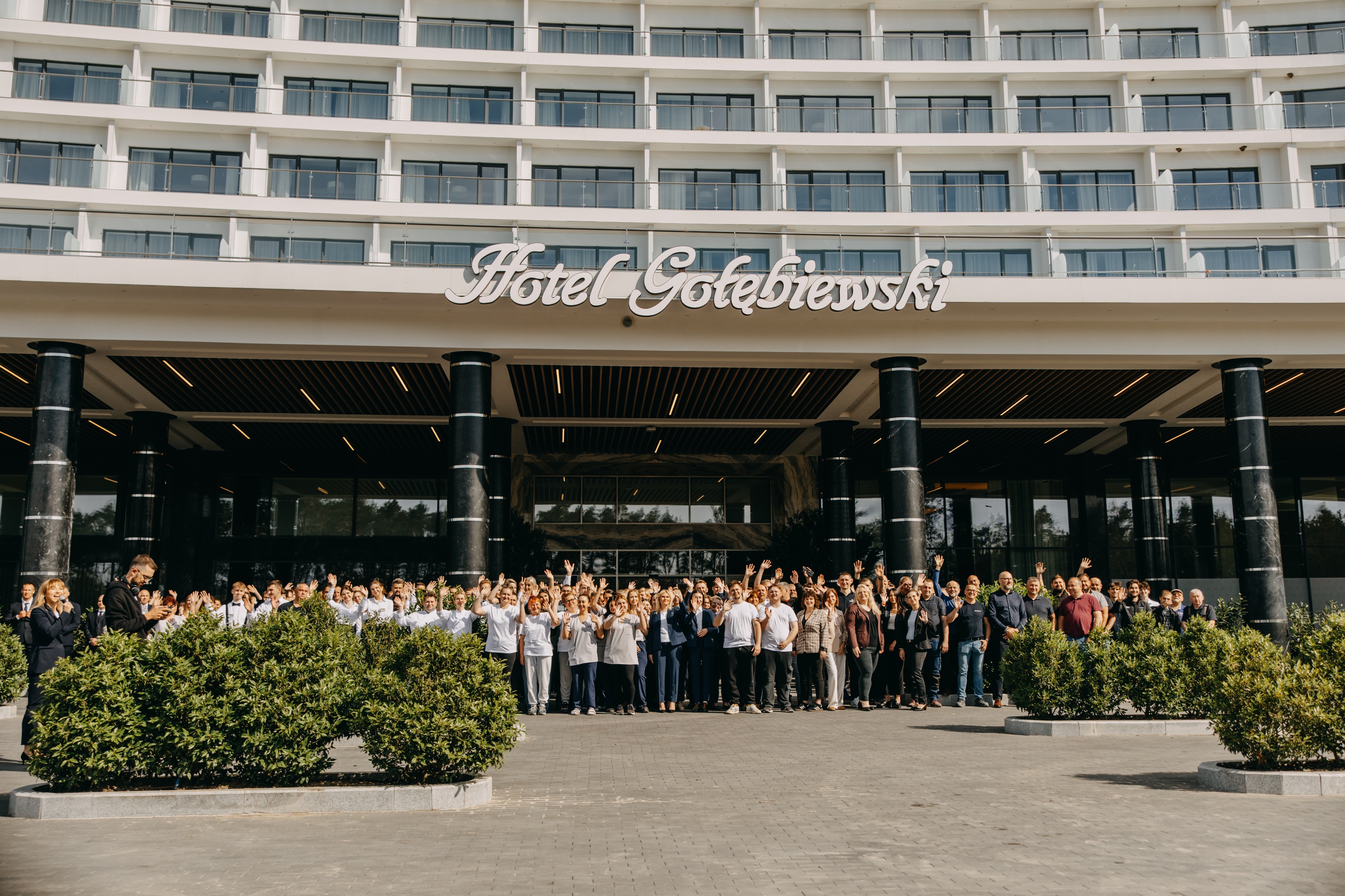 The hotel will emply 400 staff by July
