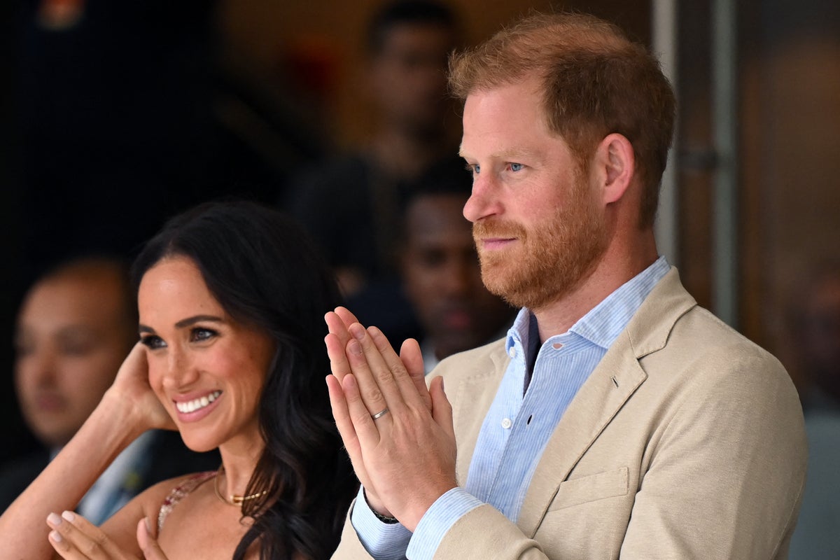 Prince Harry UK visit live: Invite to stay at Buckingham Palace withdrawn ‘at last moment’, says Duke