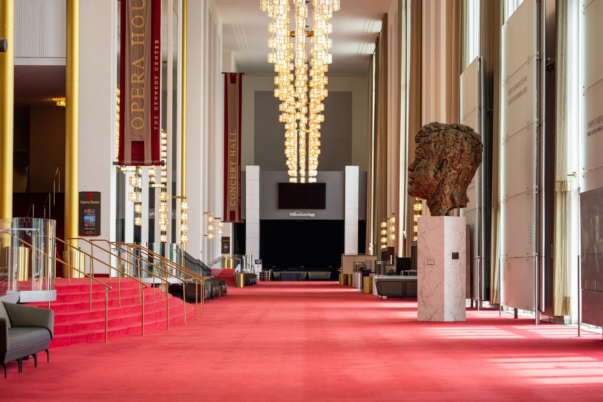 Kennedy Center says it will delay its closing for renovations - but its not booking any new shows