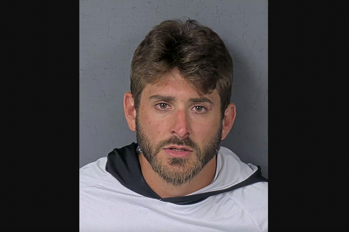 Florida man tried to steal medical helicopter that landed on highway after he crashed his truck: cops Florida man tried to steal medical helicopter that landed on highway after he crashed his truck: cops