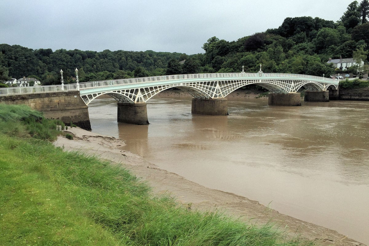 Historic bridge linking Wales and England has finally reopened – but could quickly be forced to close again – UK Times Historic bridge linking Wales and England has finally reopened – but could quickly be forced to close again – UK Times