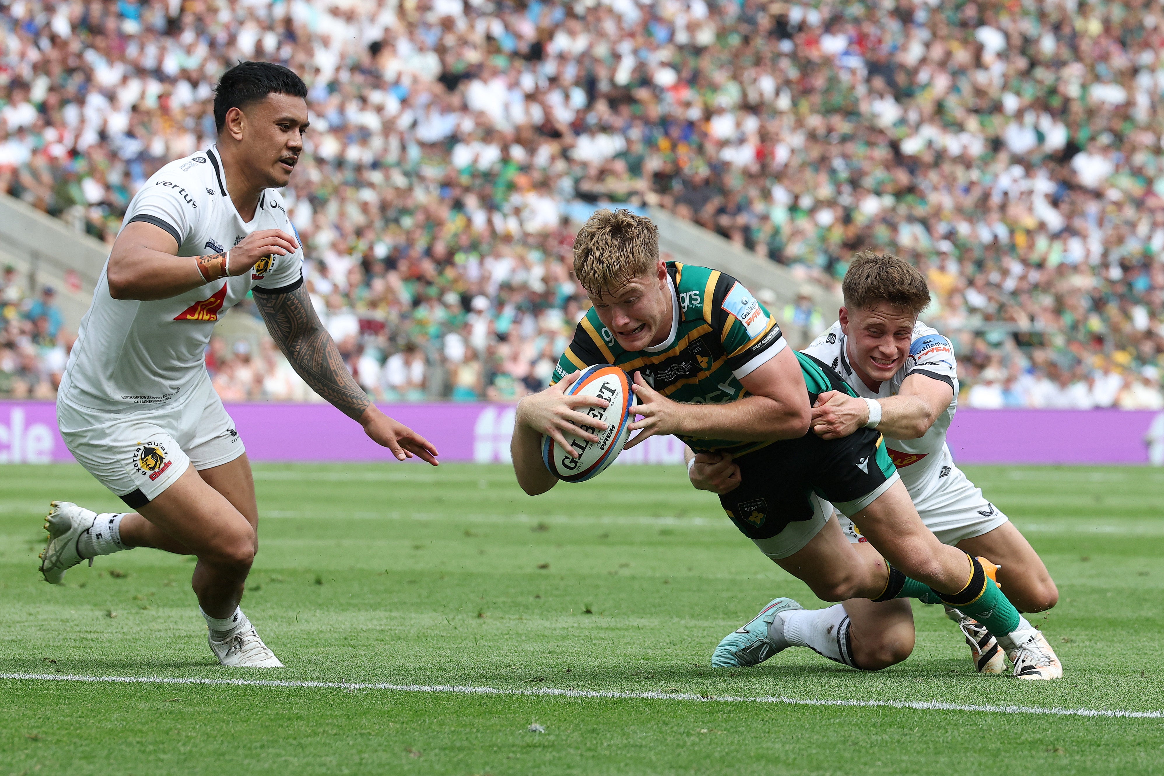 Fin Smith helped Northampton to another Prem title