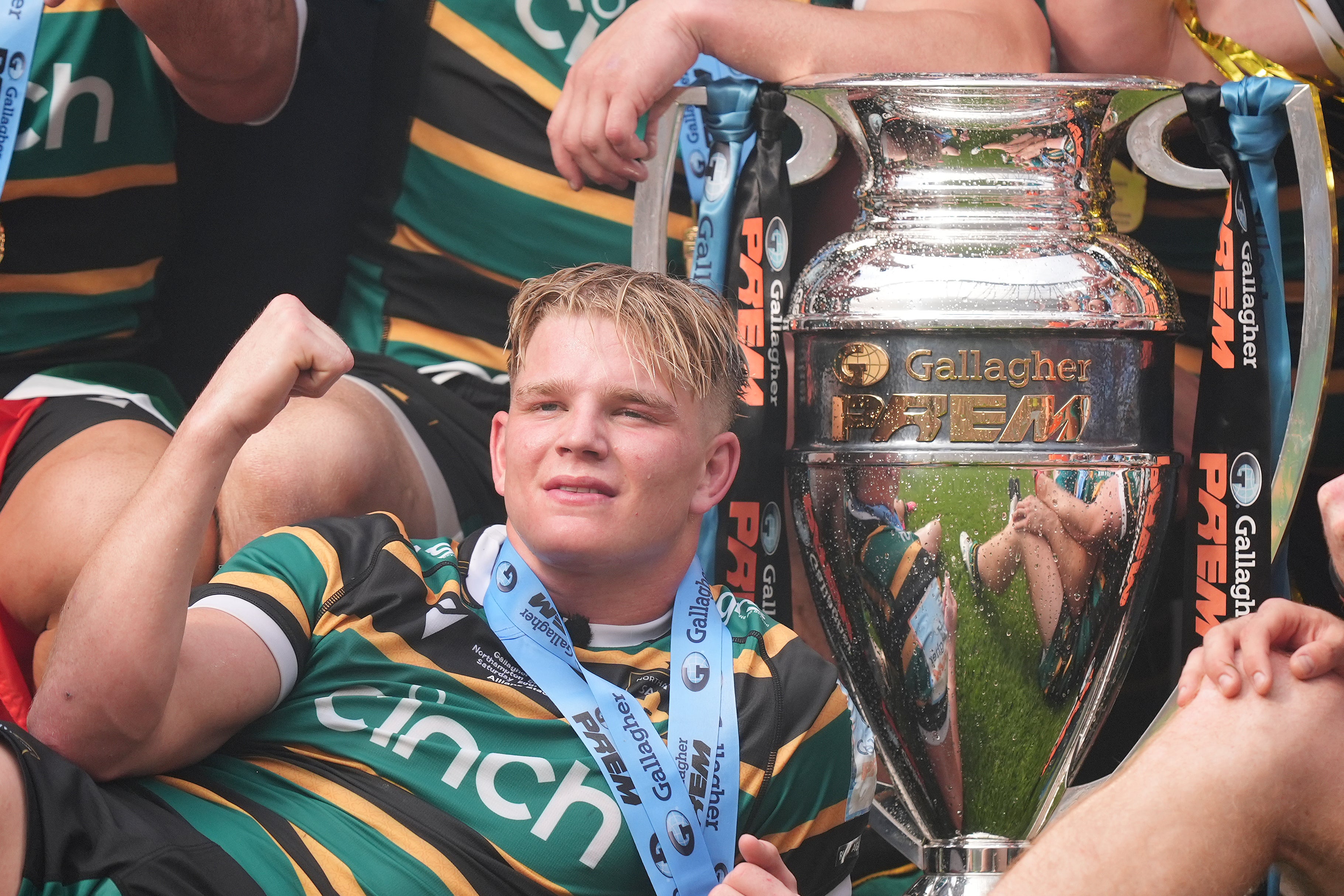 Henry Pollock celebrates with the Gallagher Prem trophy