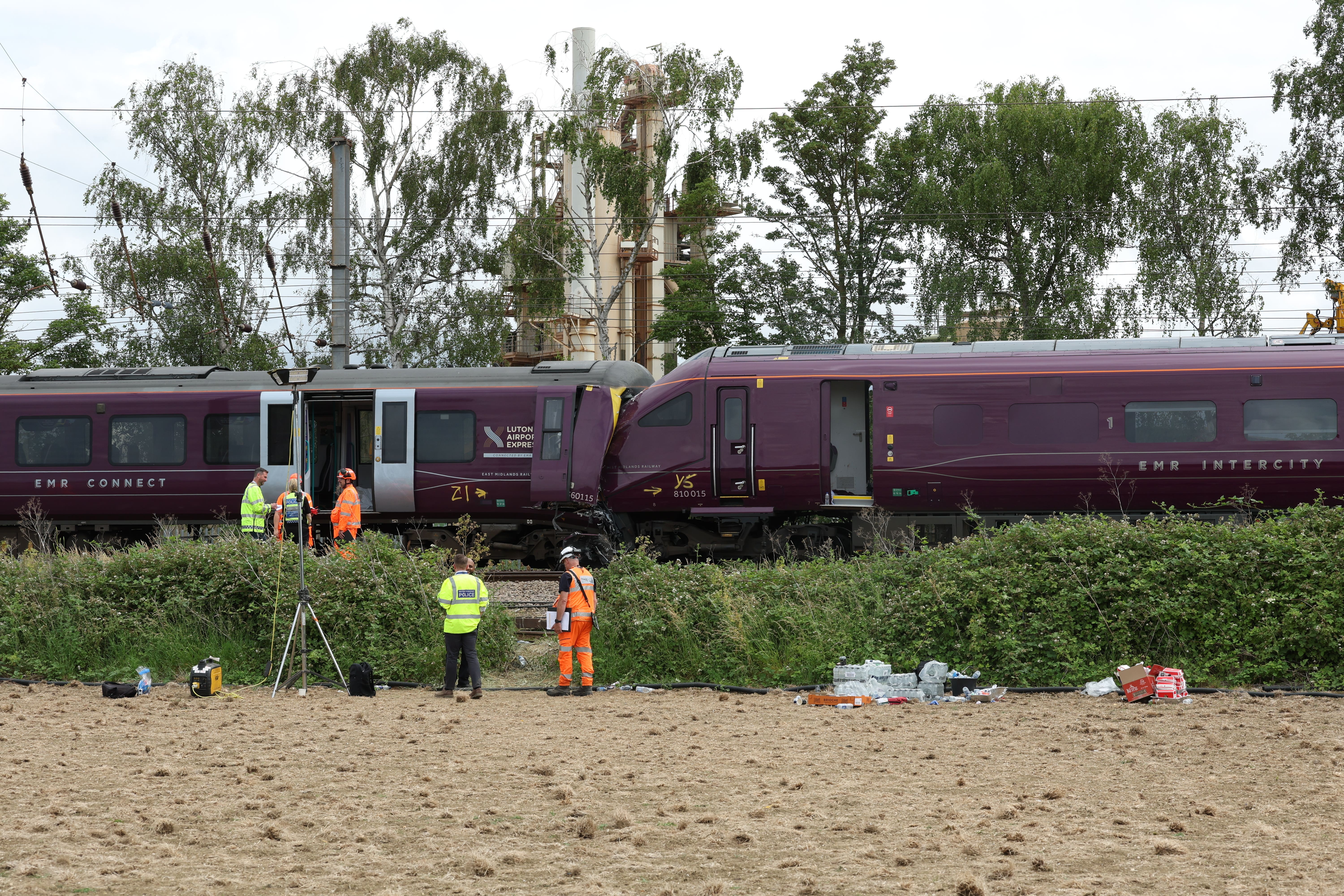 The crash occurred just south of the Elstow interchange between the A421 and the A6 in Bedford South