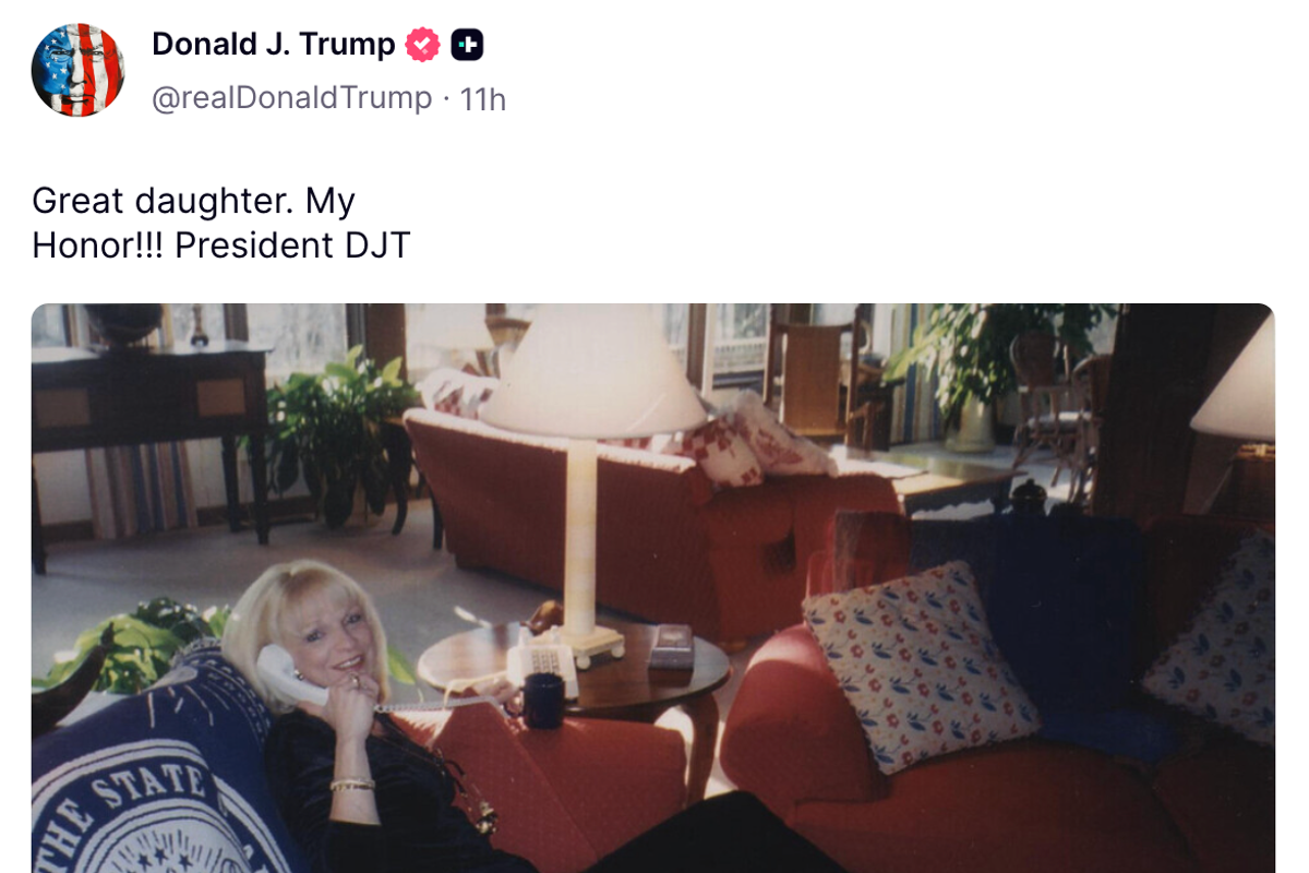 Trump baffles internet with picture of woman and message of ‘great daughter’ - but nobody is sure who she is