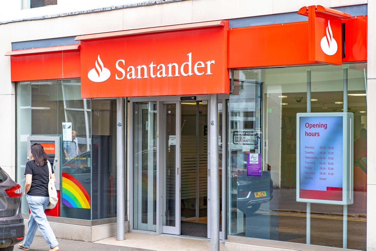 Santander UK owner reveals plans to cut costs by over £430m under AI strategy