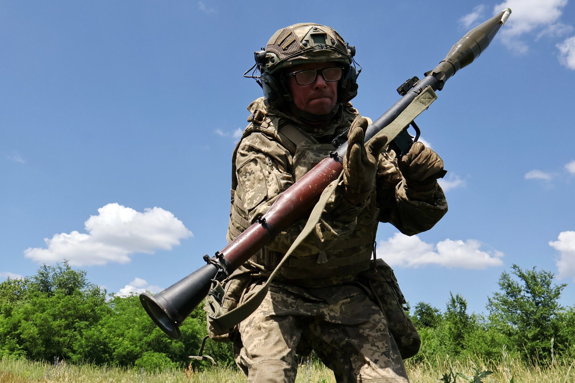 A soldier practices military skills at a training ground near the frontline in the Zaporizhzhia region, Ukraine, Saturday, 20 June 2026 (AP)