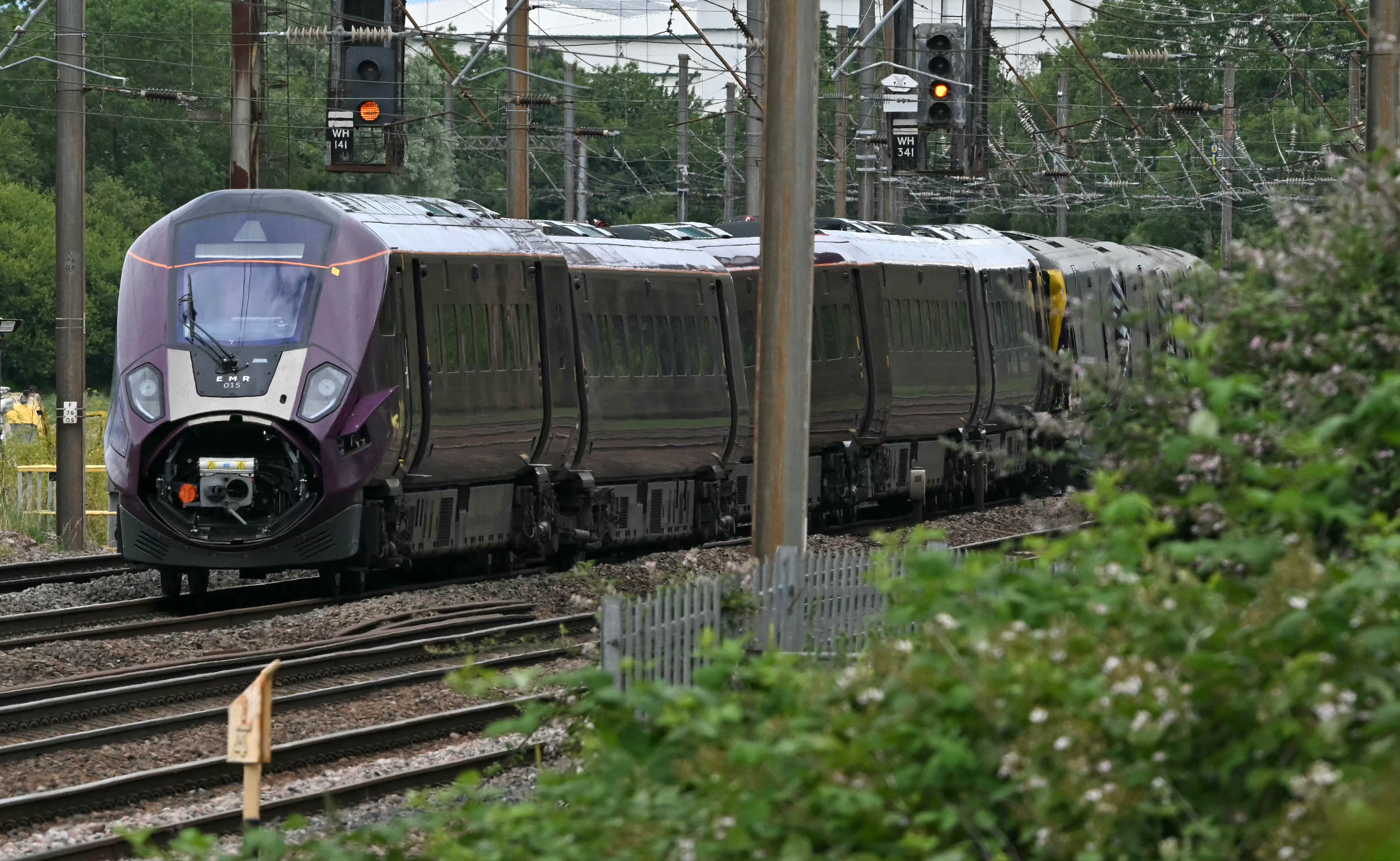 The report said the train driver initially applied the full service brake around 10 seconds before the crash