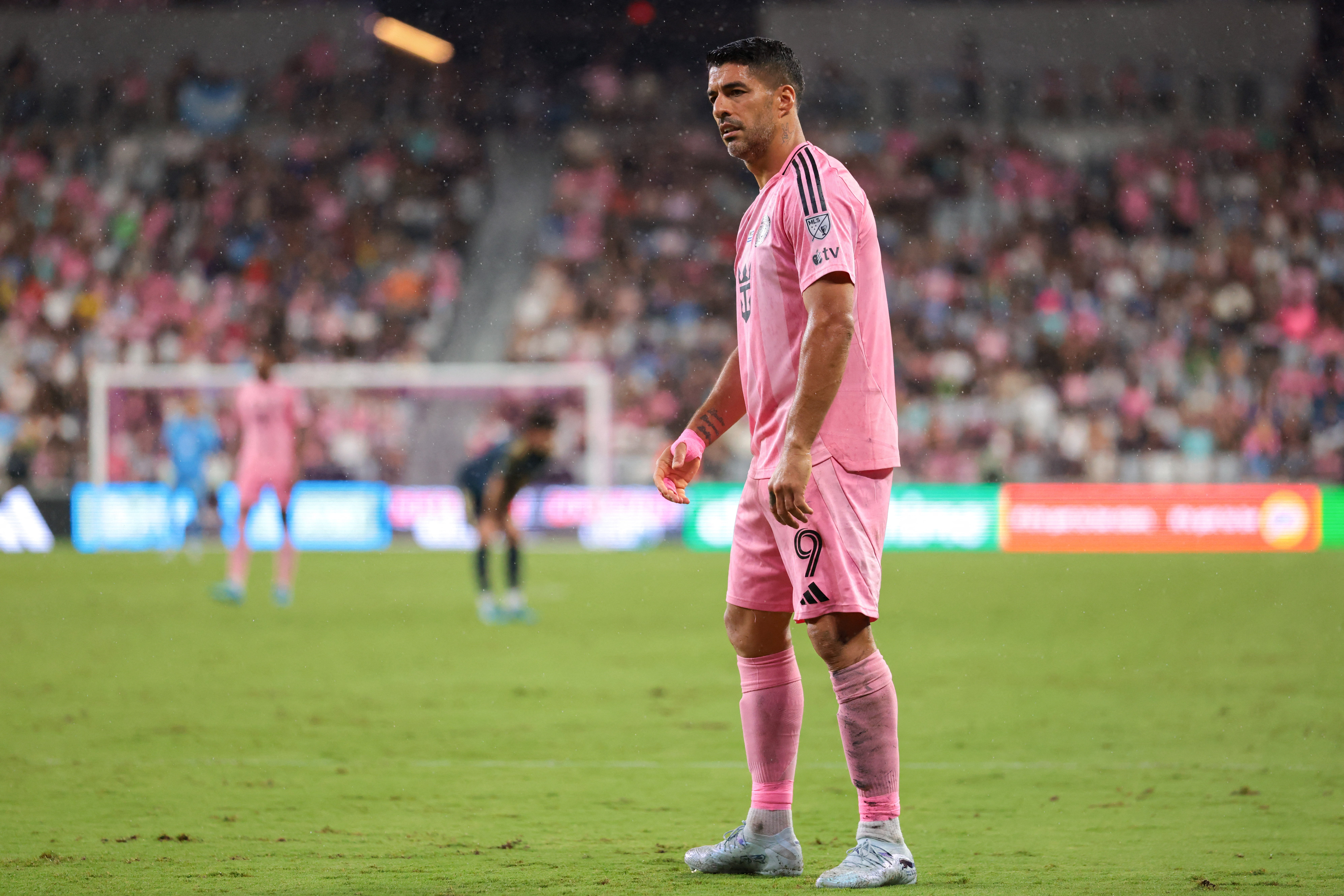 Luis Suarez has been critical of Marcelo Bielsa after being left out of the World Cup squad